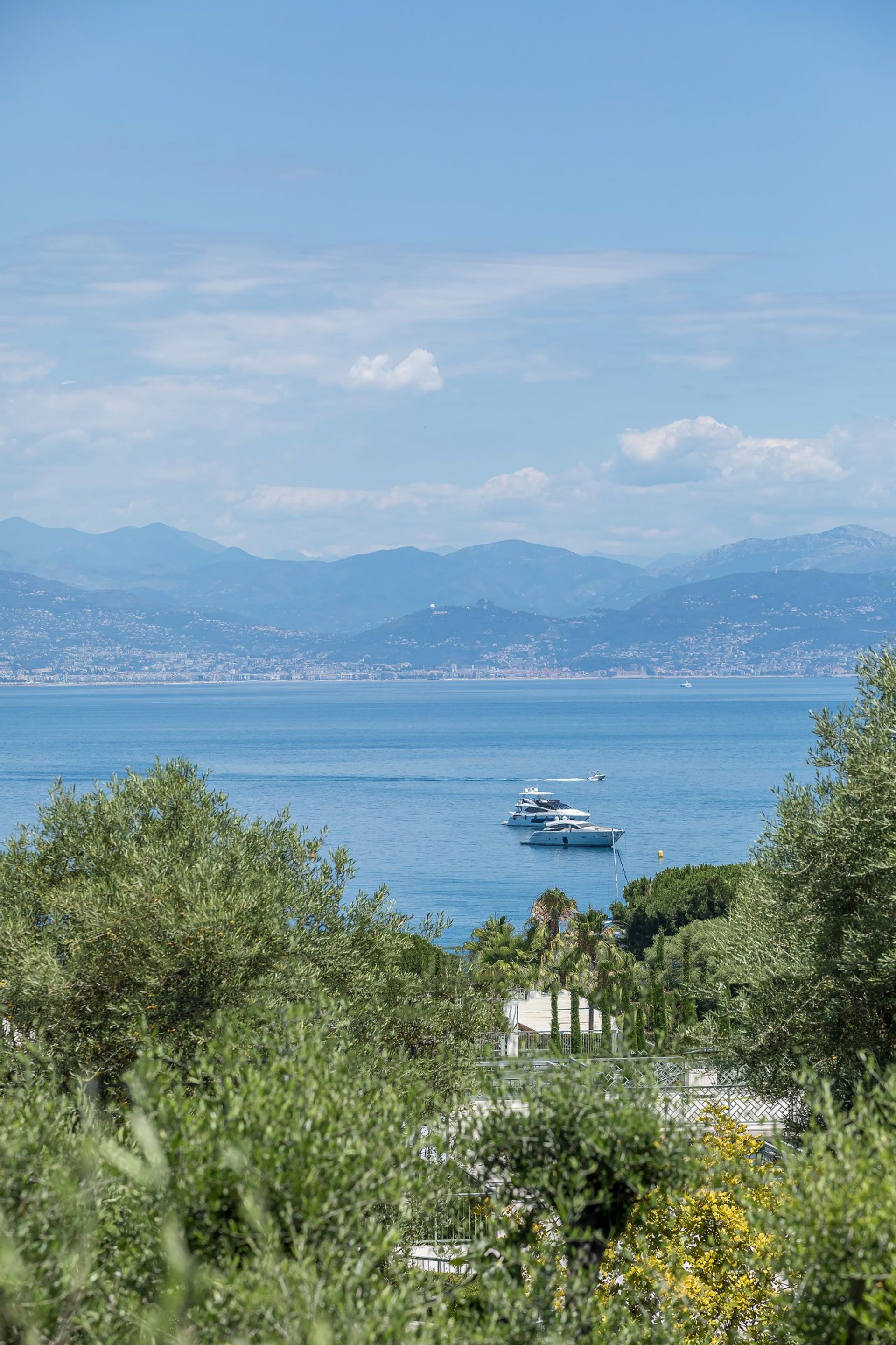 房子 在 Cap D'antibes, Alpes-Maritimes 10055184