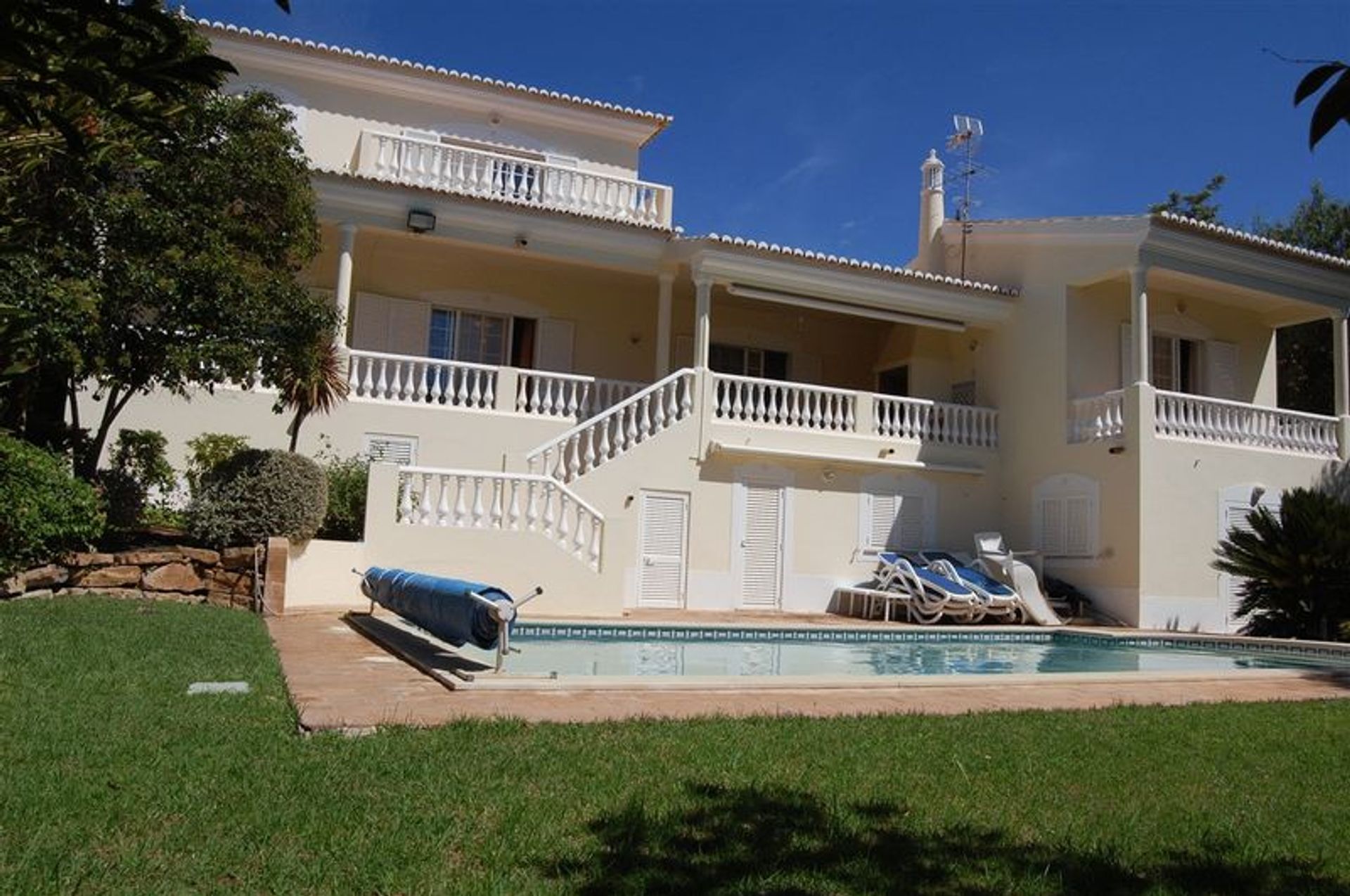 Condominium in Praia Da Luz, Algarve 10055983