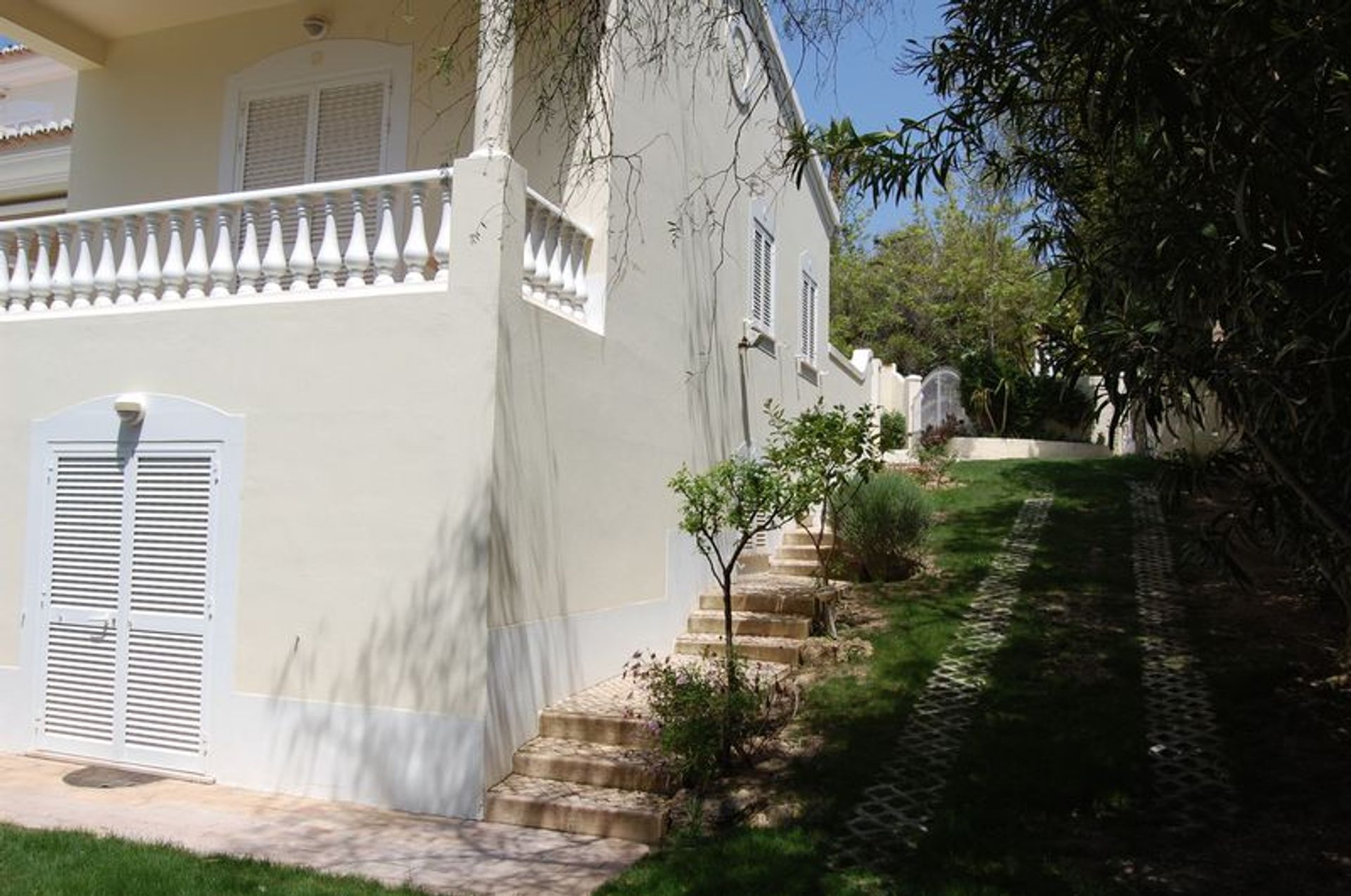 Condominium in Praia Da Luz, Algarve 10055983