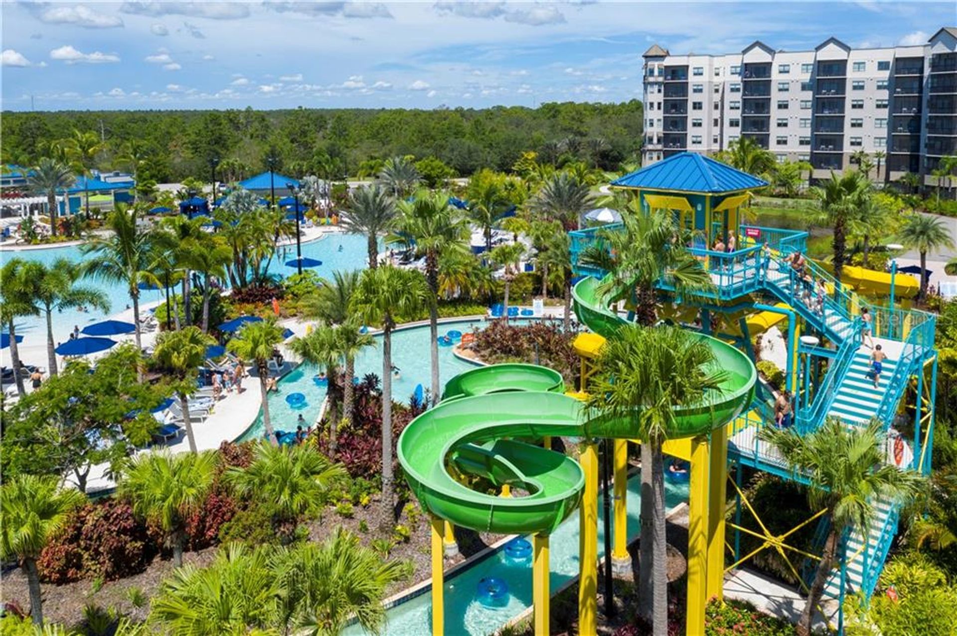 קוֹנדוֹמִינִיוֹן ב Winter Garden, Florida 10056410