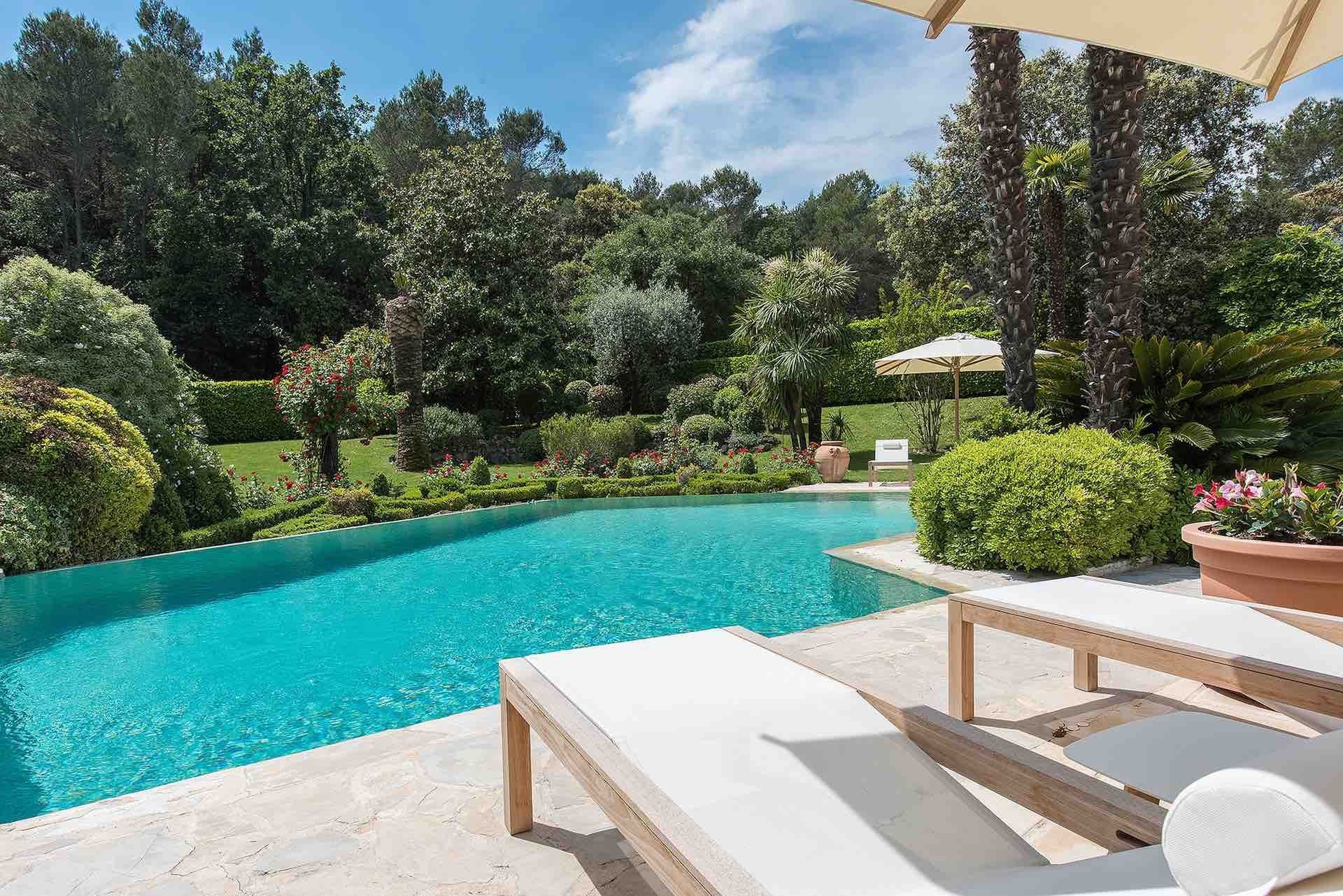 Huis in Mougins, Provence-Alpes-Côte d'Azur 10056957