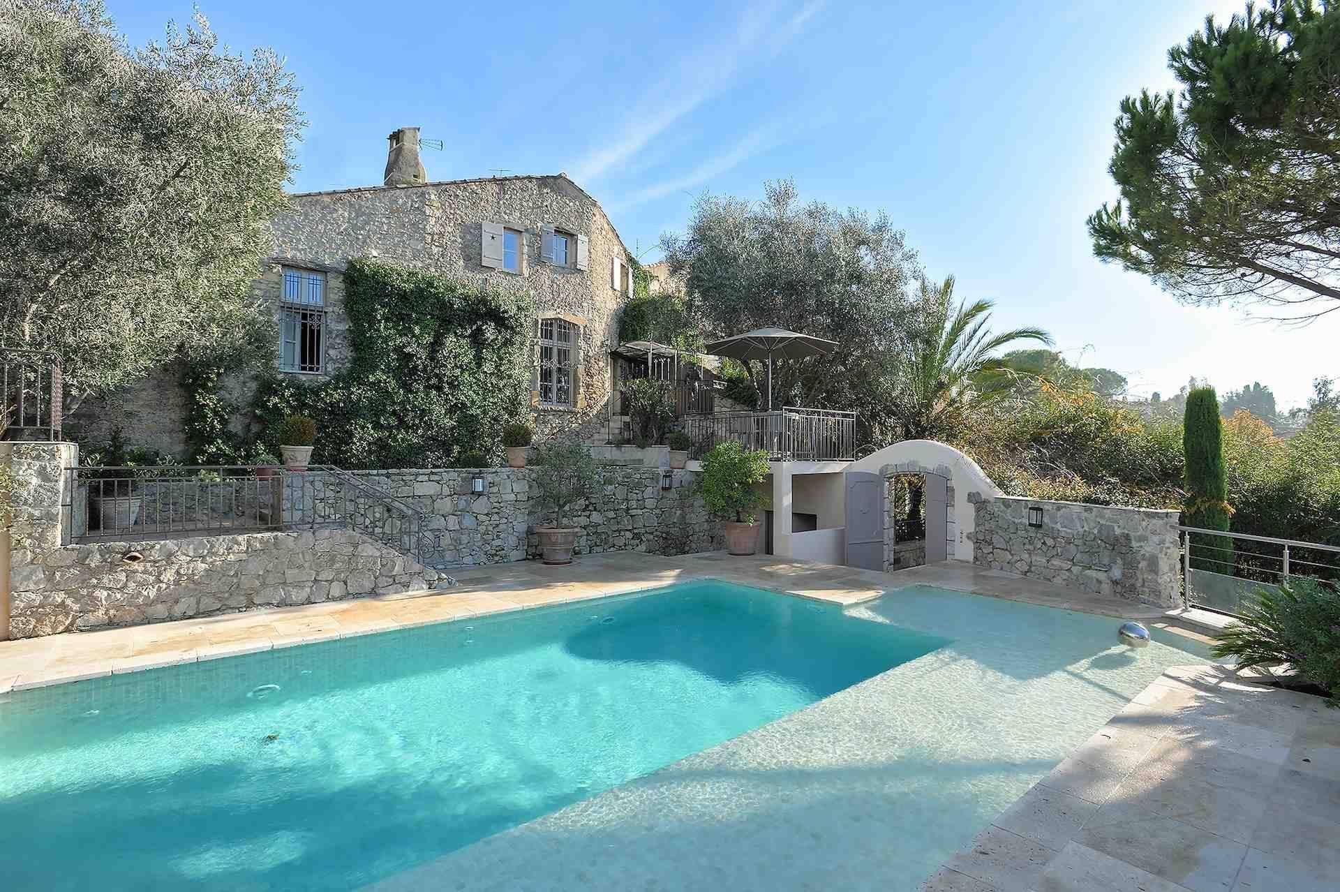 Huis in Mougins, Provence-Alpes-Côte d'Azur 10056965