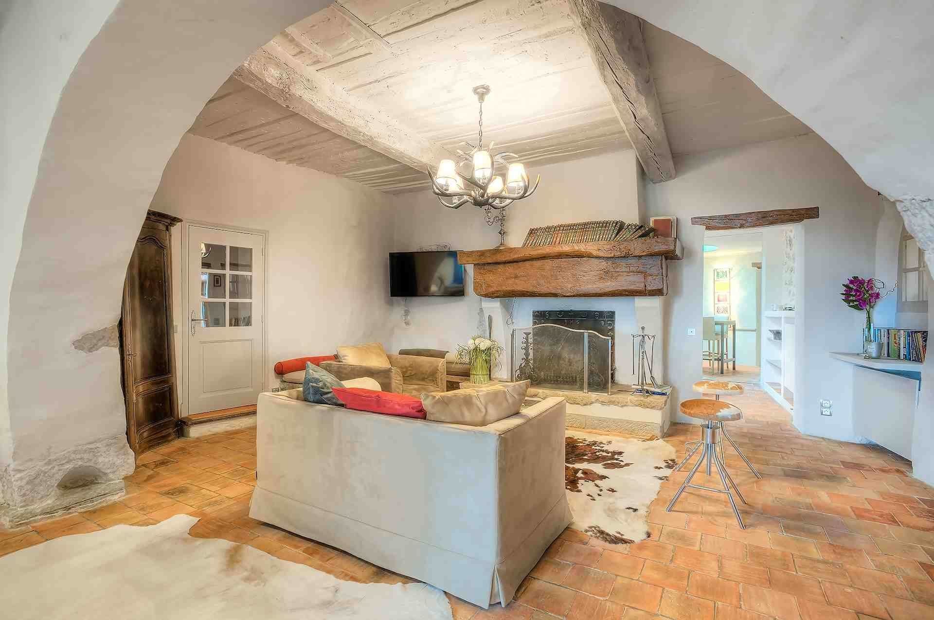 Huis in Mougins, Provence-Alpes-Côte d'Azur 10056965