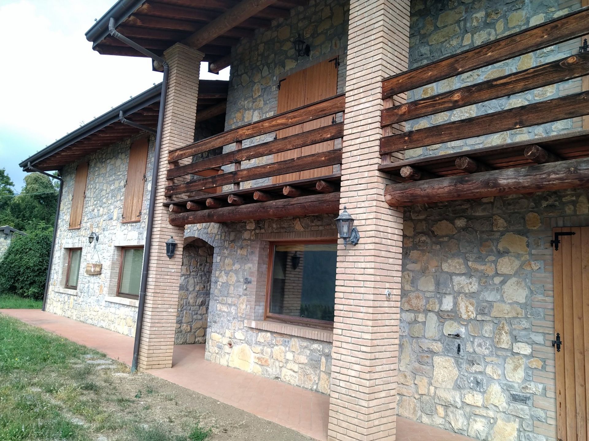 House in Vigolo, Lombardy 10057069