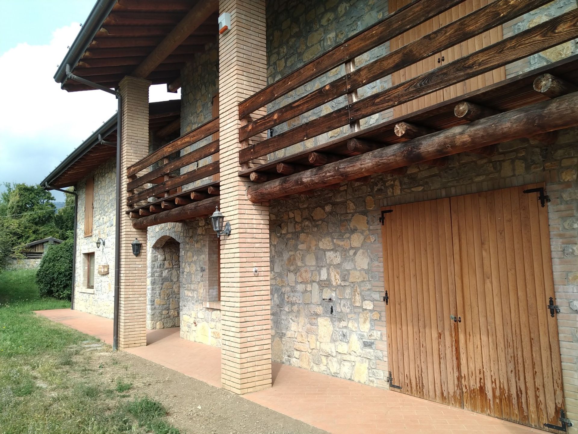 House in Vigolo, Lombardy 10057069