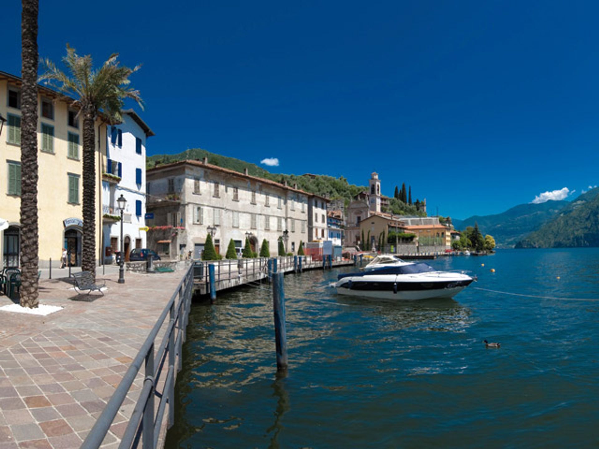 casa en Riva Di Solto, Lombardy 10057171