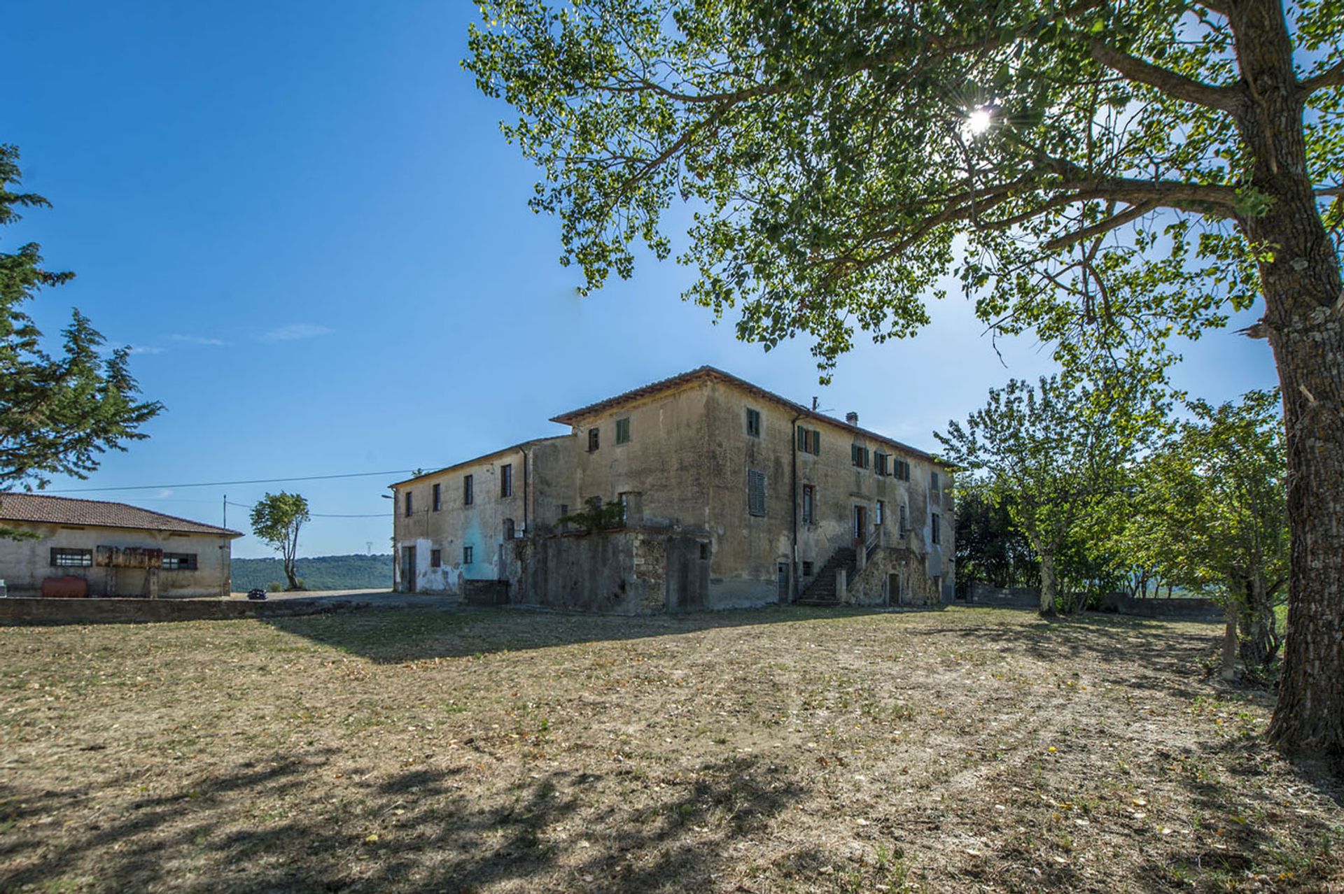 Inny w San Gimignano, Siena 10057834