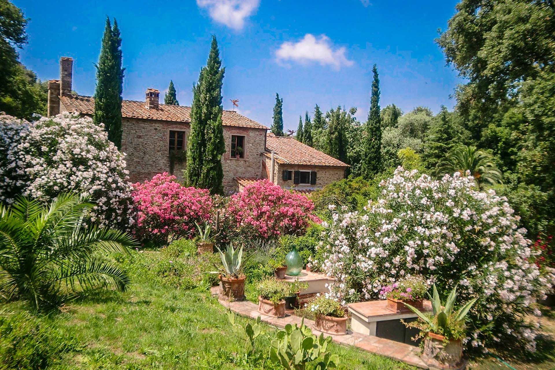 Talo sisään Castagneto Carducci, Toscana 10057925