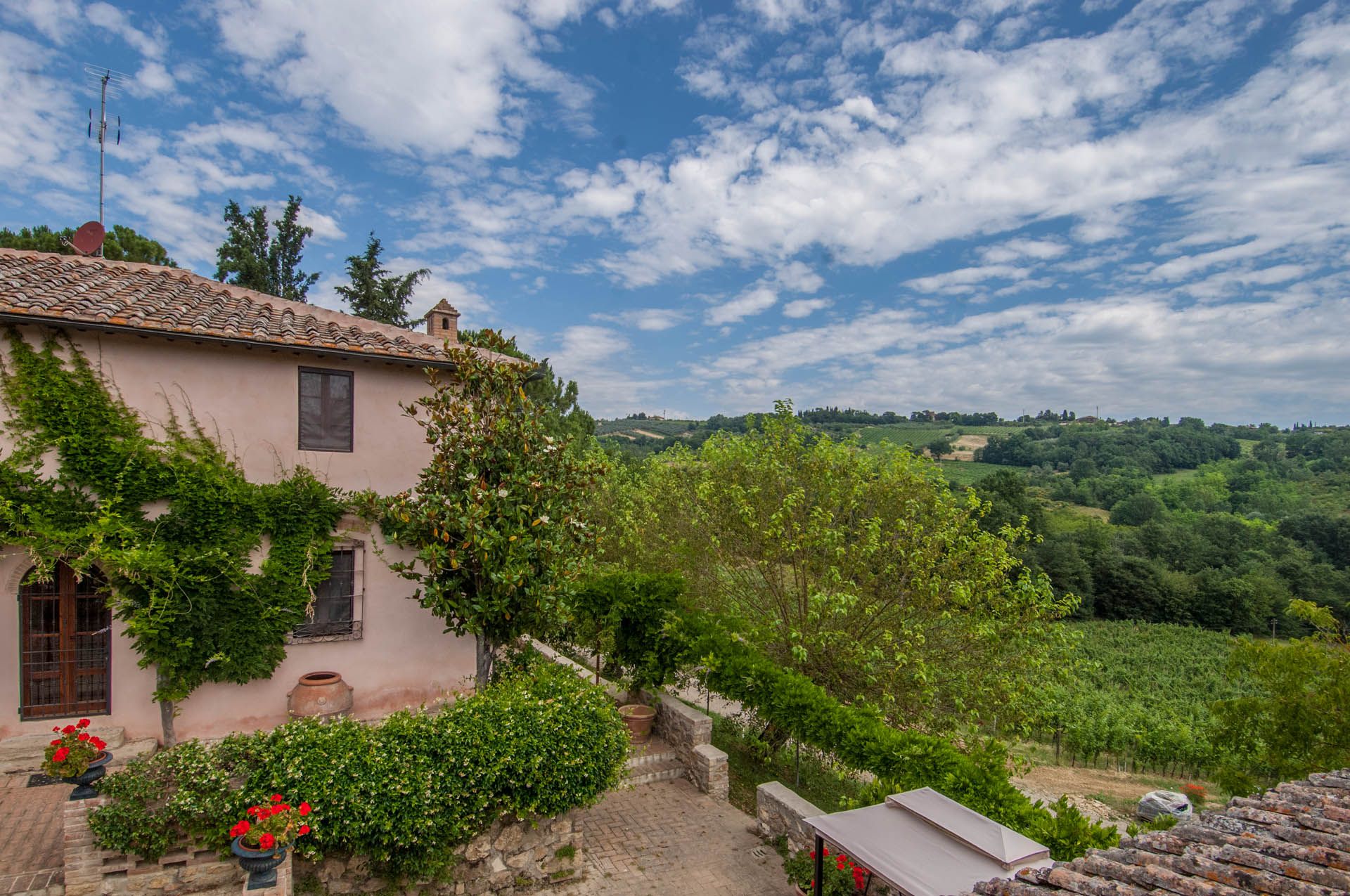 אַחֵר ב San Gimignano, Siena 10058125