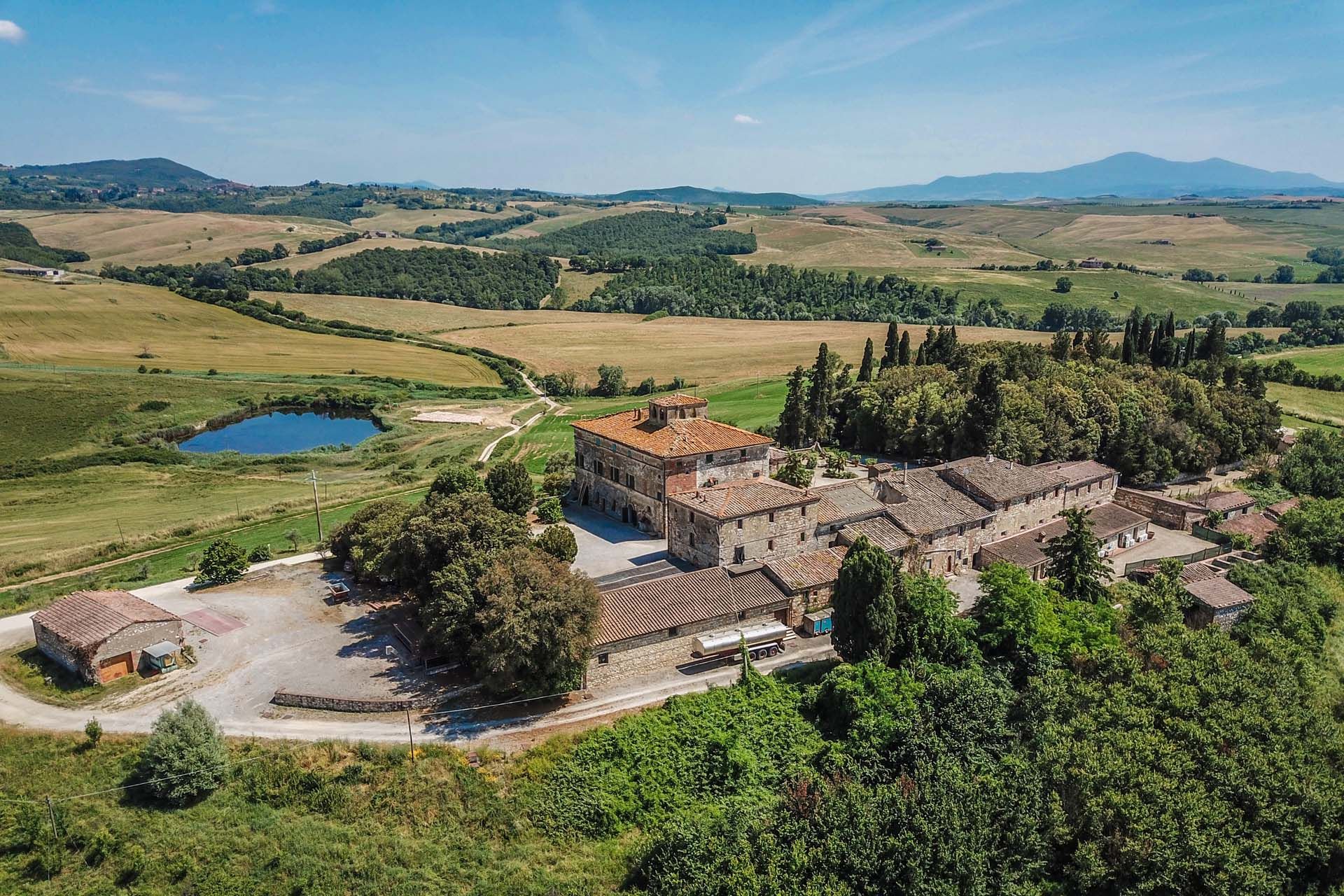 Autre dans Trequanda, Siena 10058176