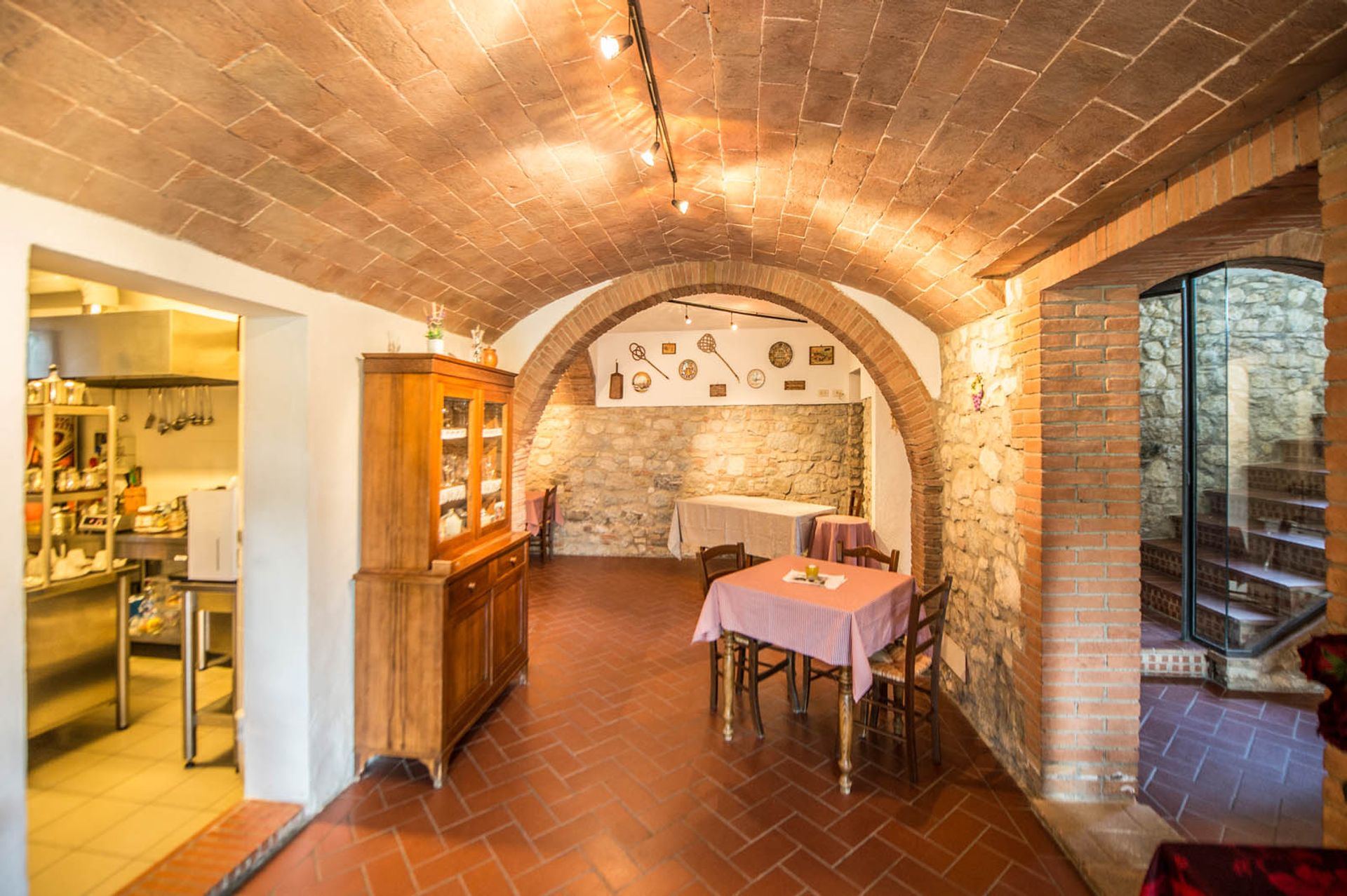 अन्य में San Gimignano, Siena 10058264