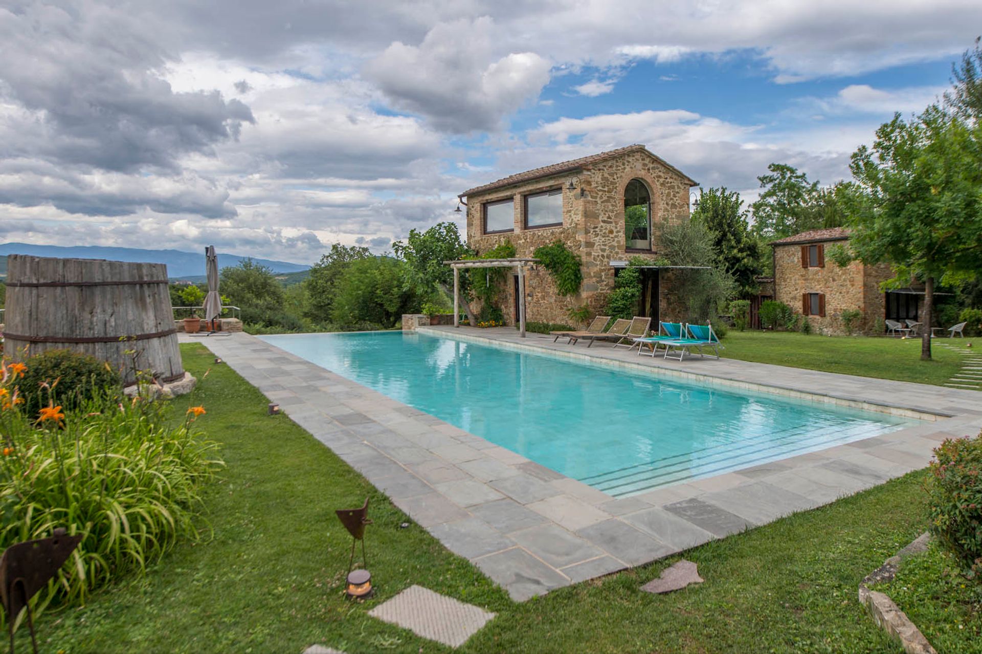 Huis in Bucine, Arezzo 10058279