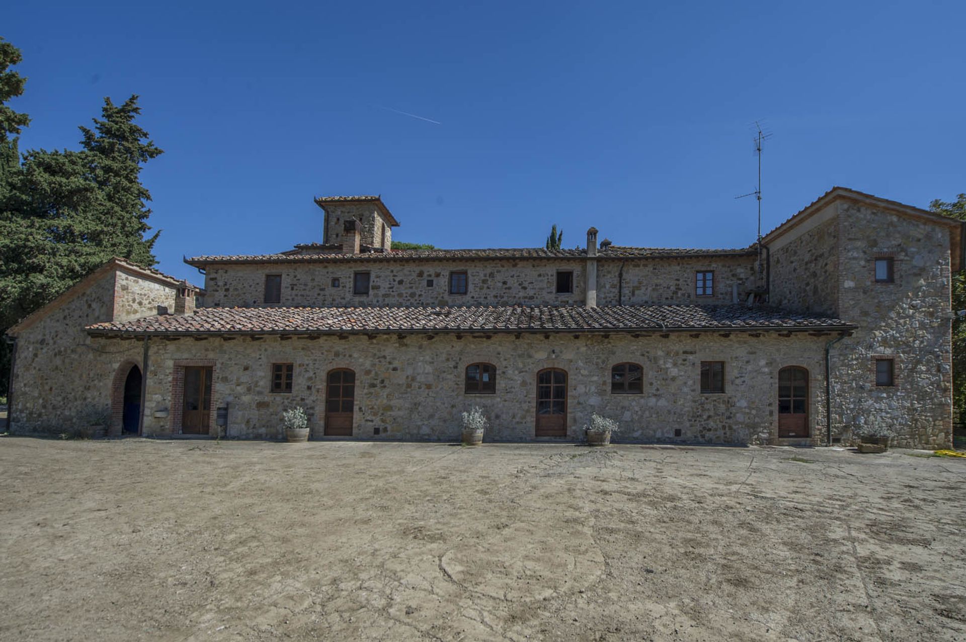 آخر في Castellina in Chianti, Siena 10058299