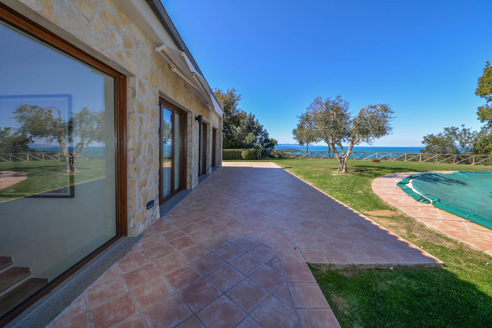 rumah dalam Castiglione della Pescaia, Tuscany 10058396