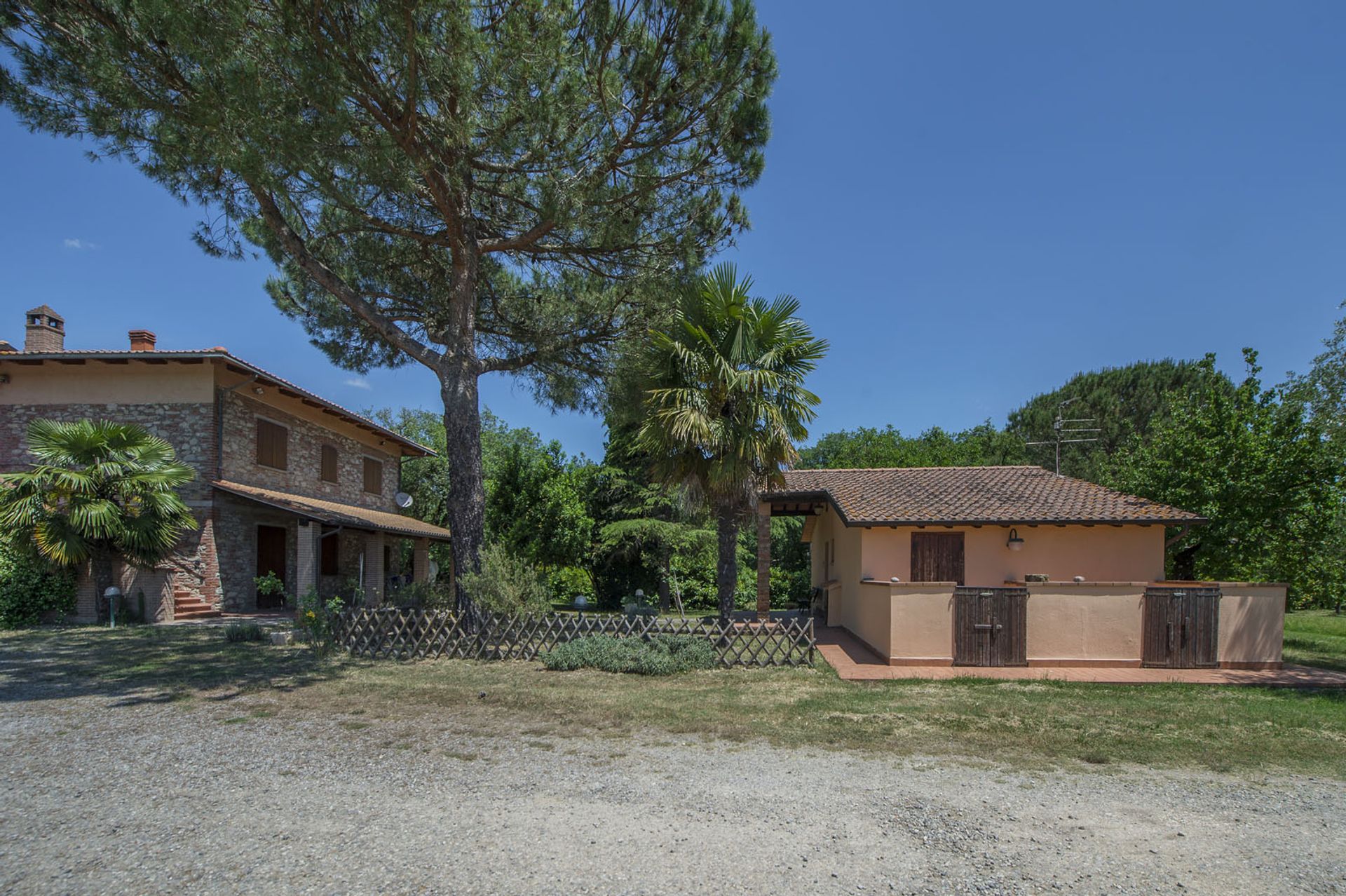 Другой в Castiglione Del Lago, Perugia 10058401