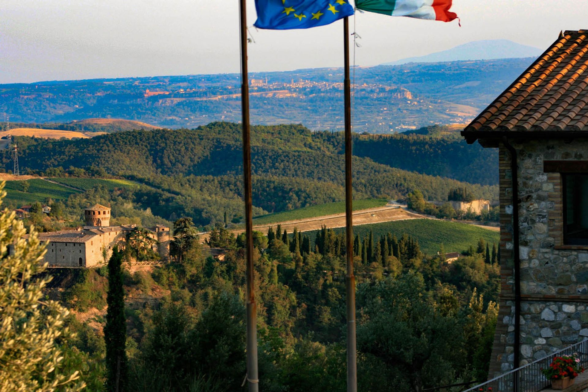 Outro no Orvieto, Terni 10058489