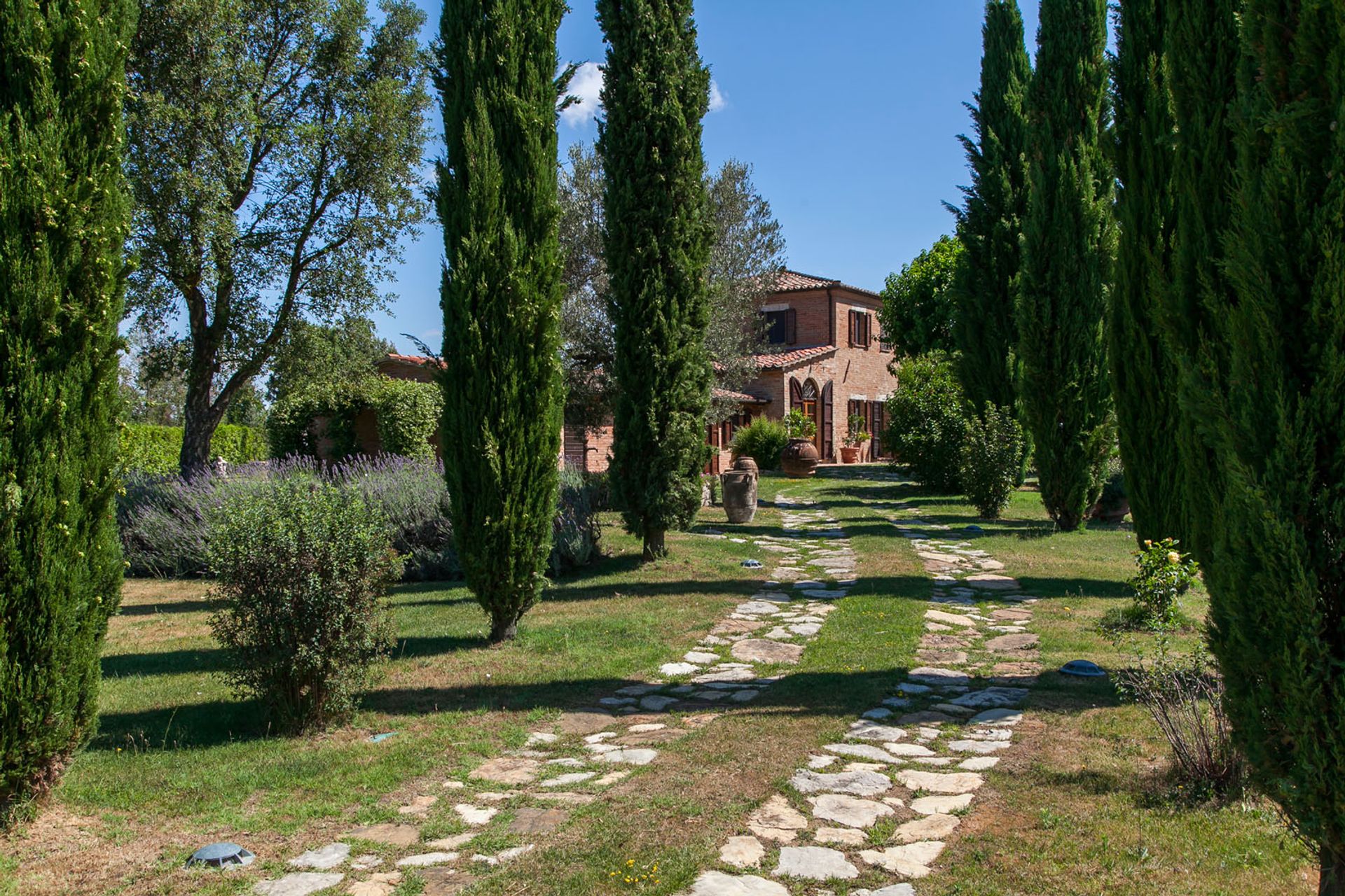 Hus i Chiusi, Siena 10058538