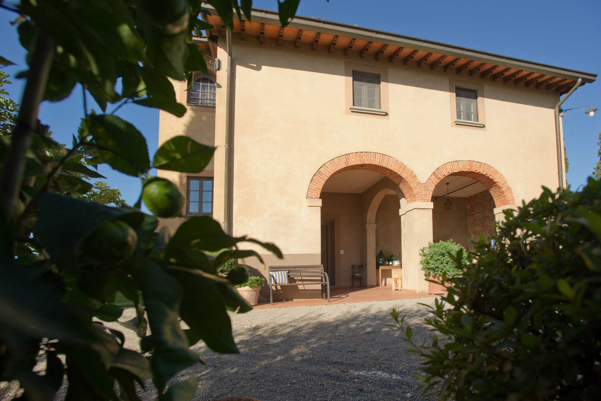 Hus i Arezzo, Arezzo 10058634