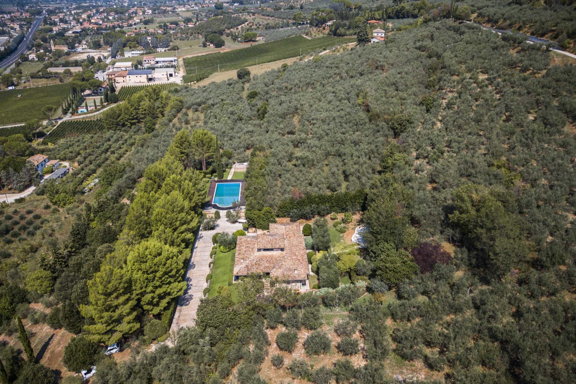 Hus i Santa Maria degli Angeli, Umbria 10058667