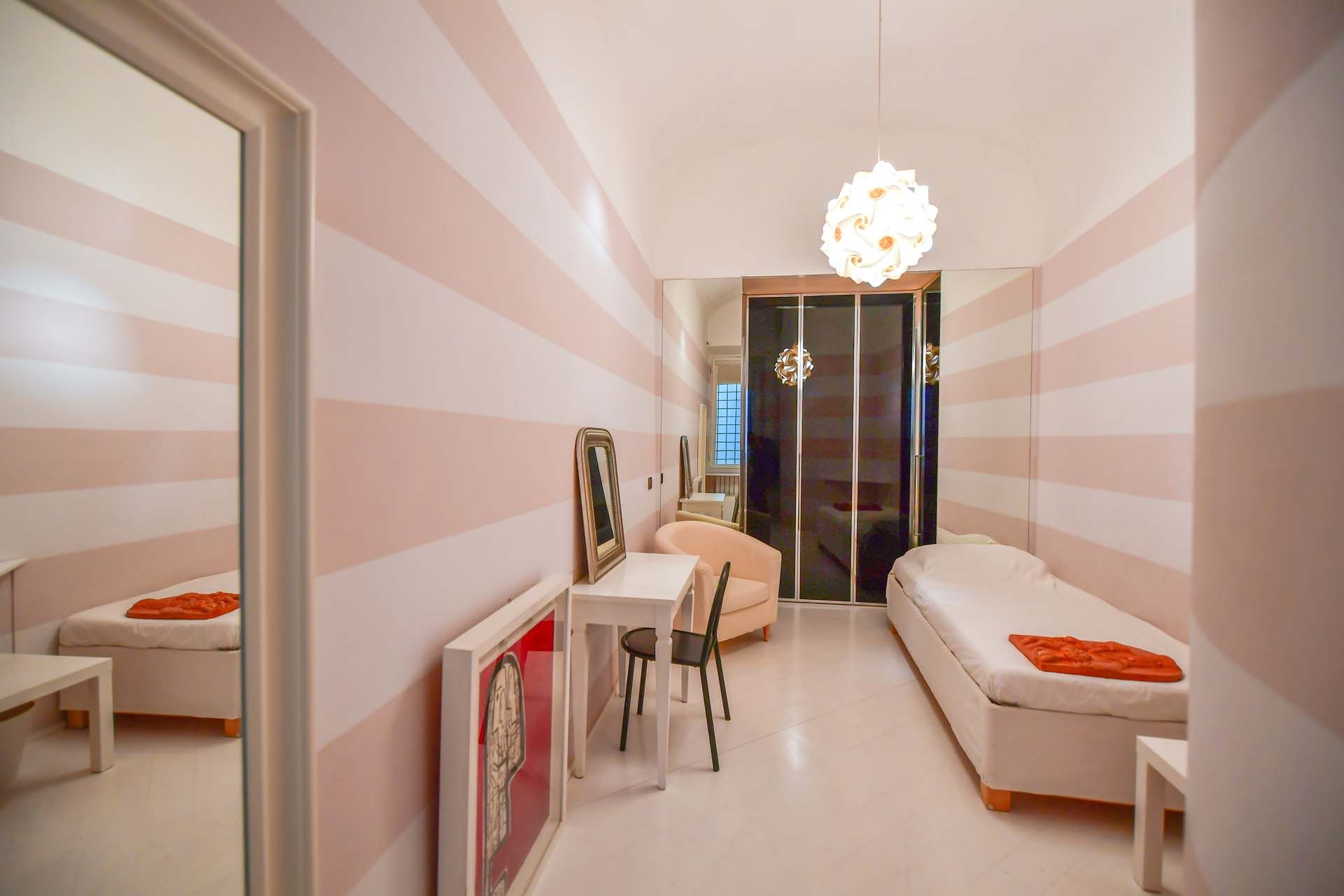 Condominium in Piazza Santa Croce, Florence City Centre 10058786