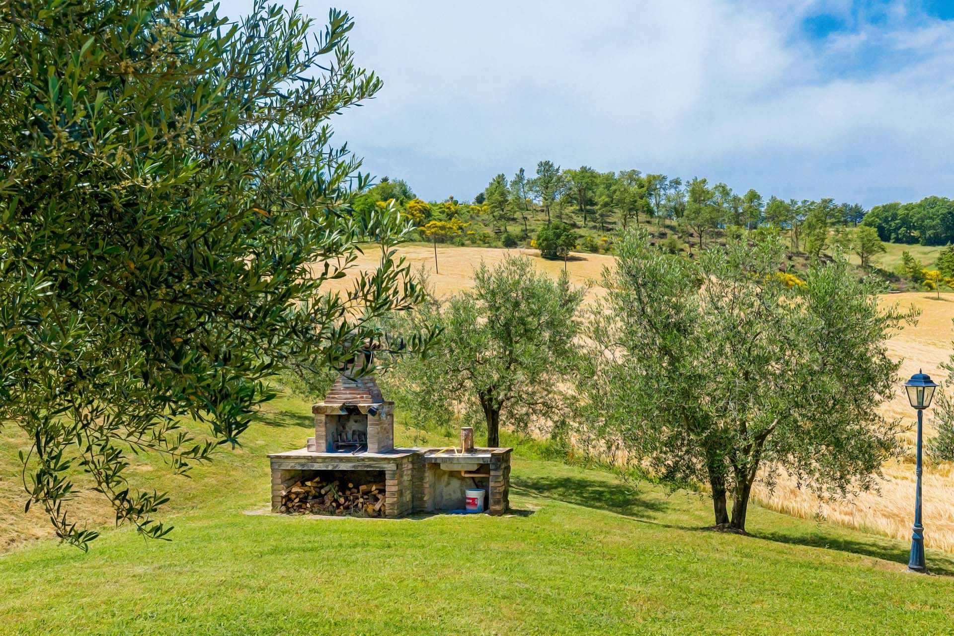 房子 在 Gubbio, Perugia 10058791