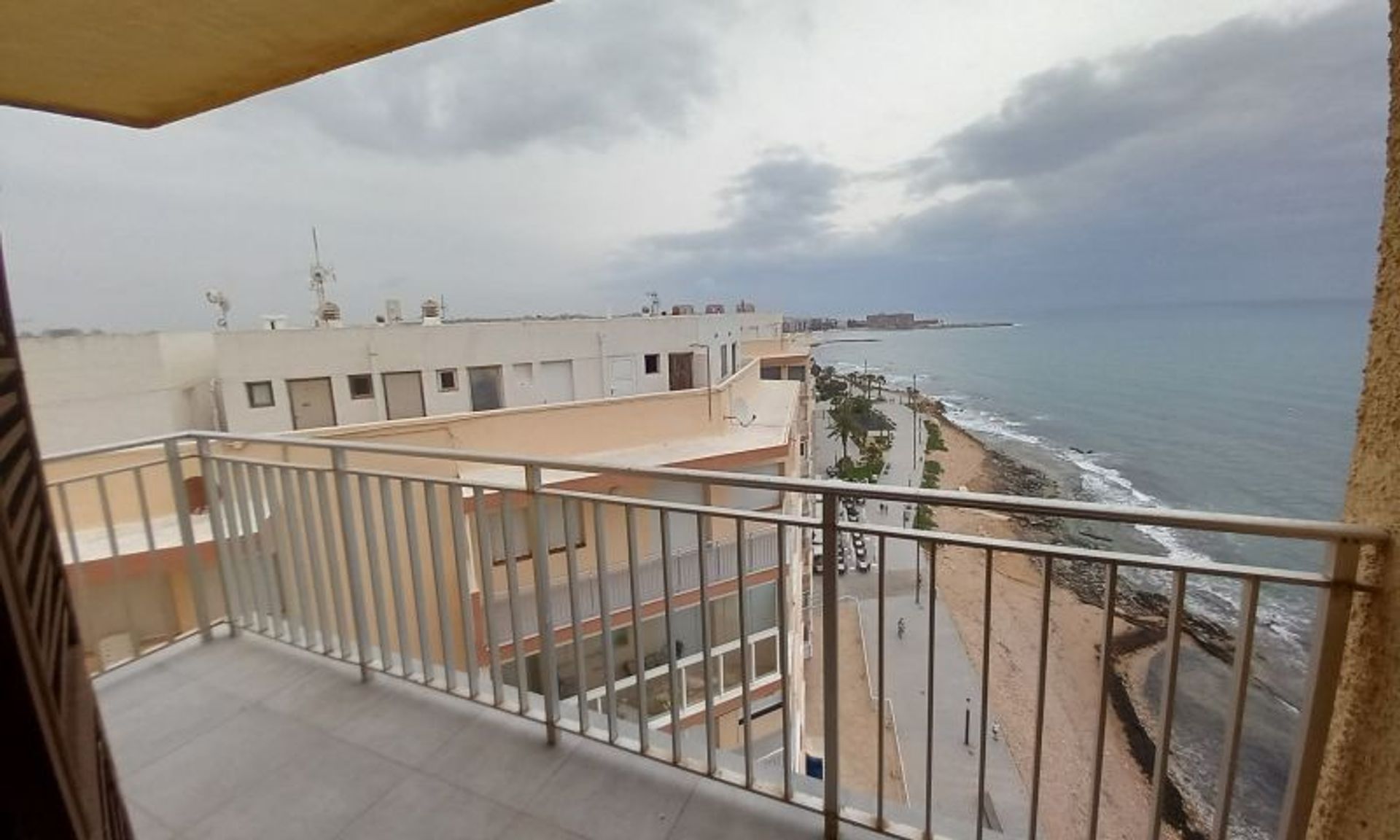 Квартира в Torrevieja, Alicante 10059429