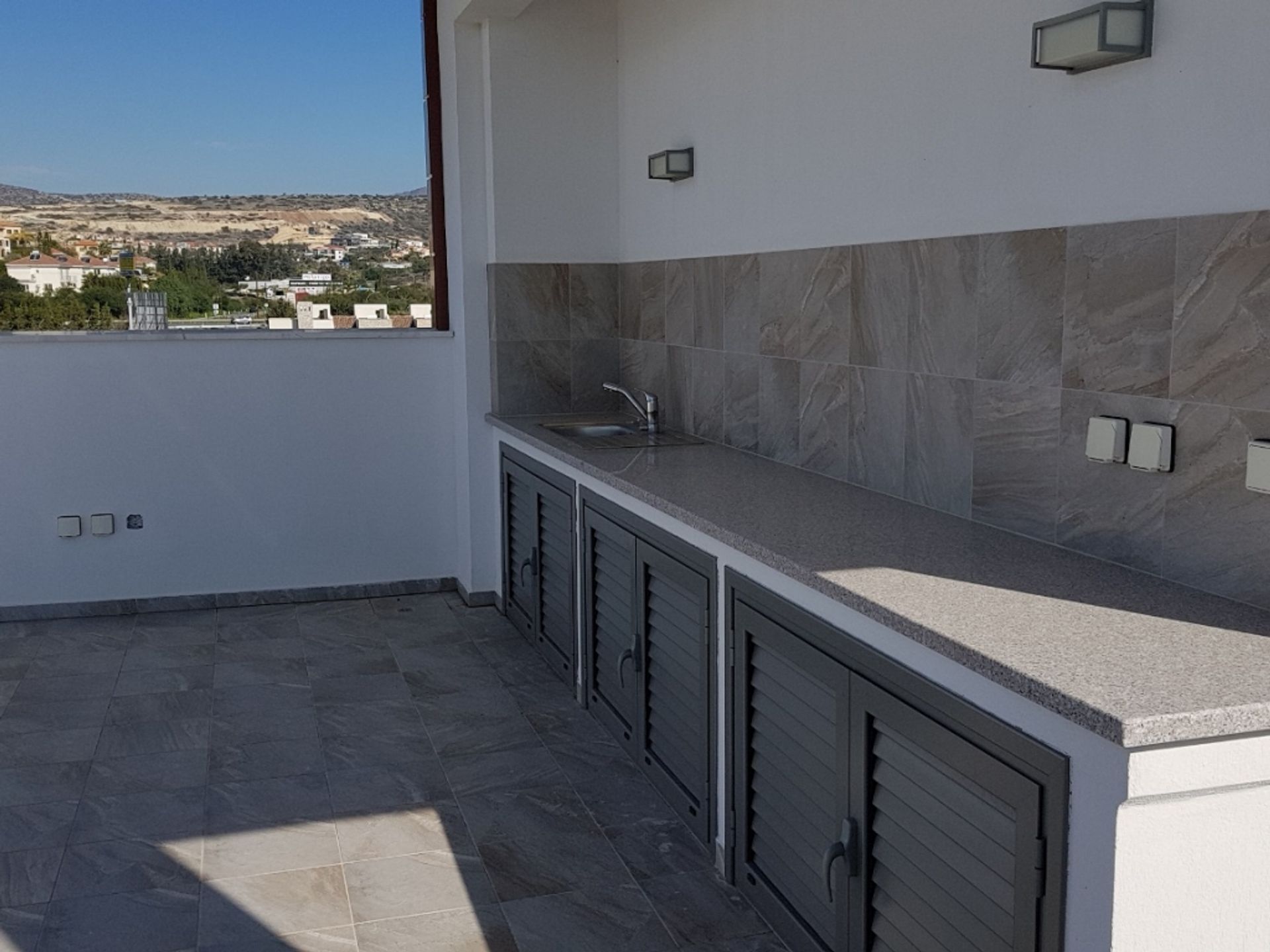 Condominium dans Mouttagiaka, Limassol 10059516