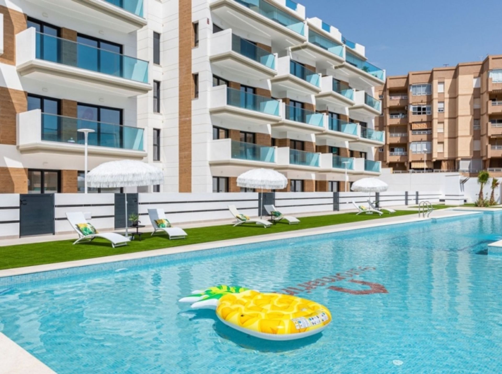 Condominio nel Guardamar, Alicante 10059629