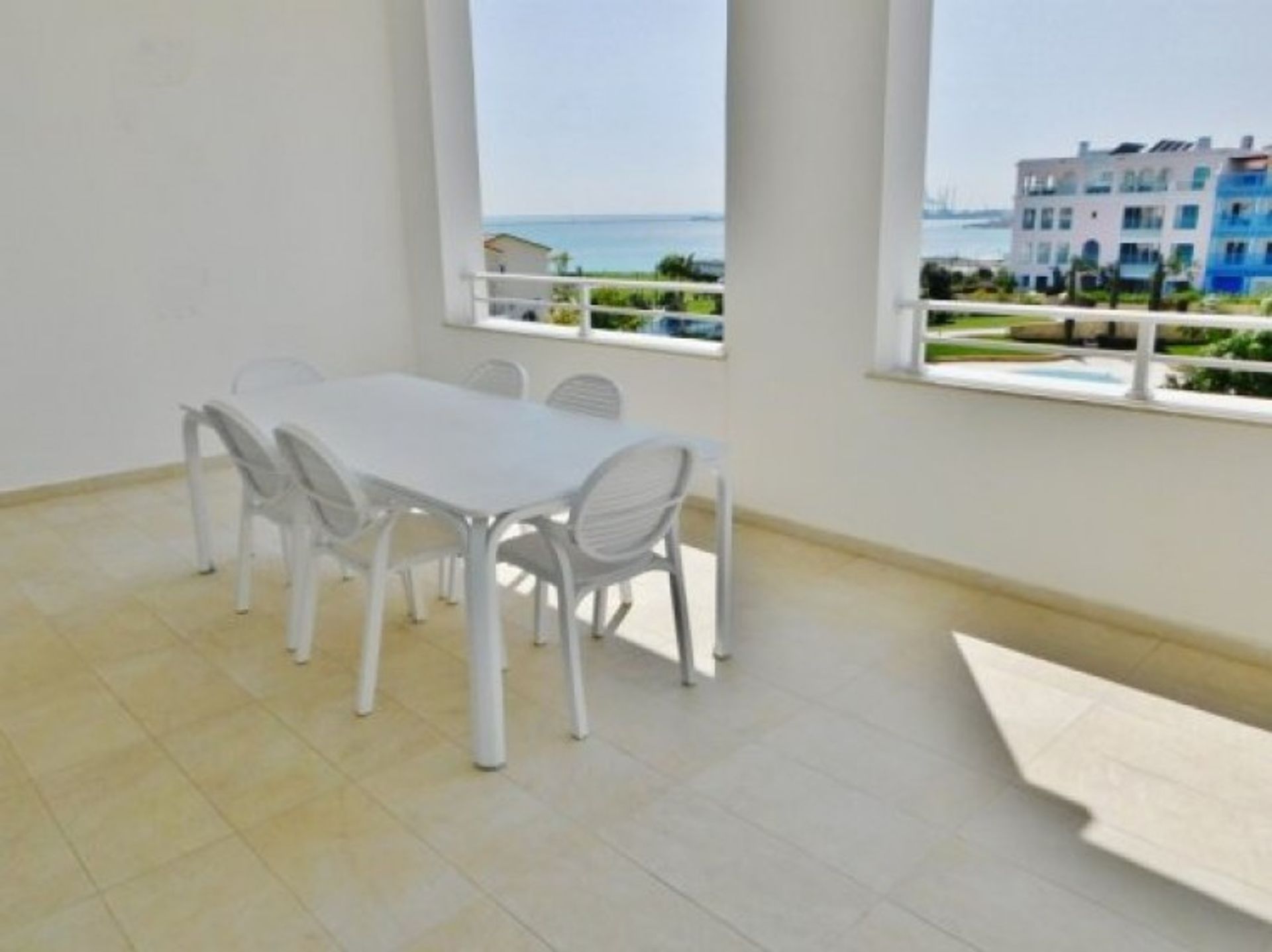 Condominio nel Limassol, Lemesos 10059709