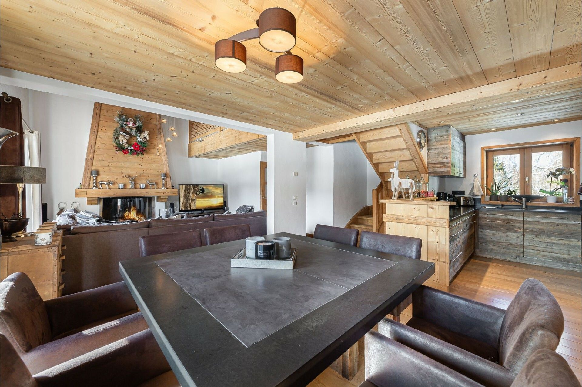 Condominio nel Megève, Alvernia-Rodano-Alpi 10060672