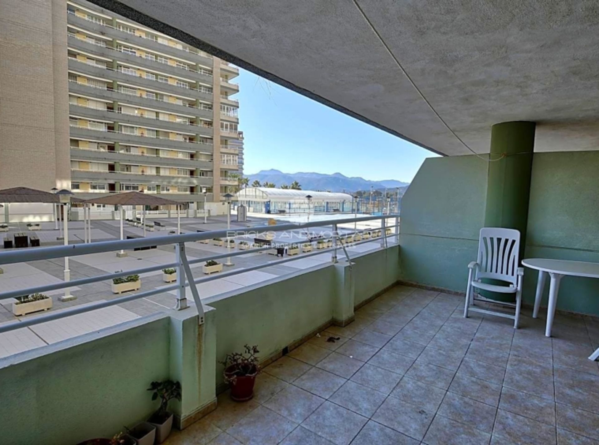 Condominio en Tavernes de la Valldigna, Valencia 10060957