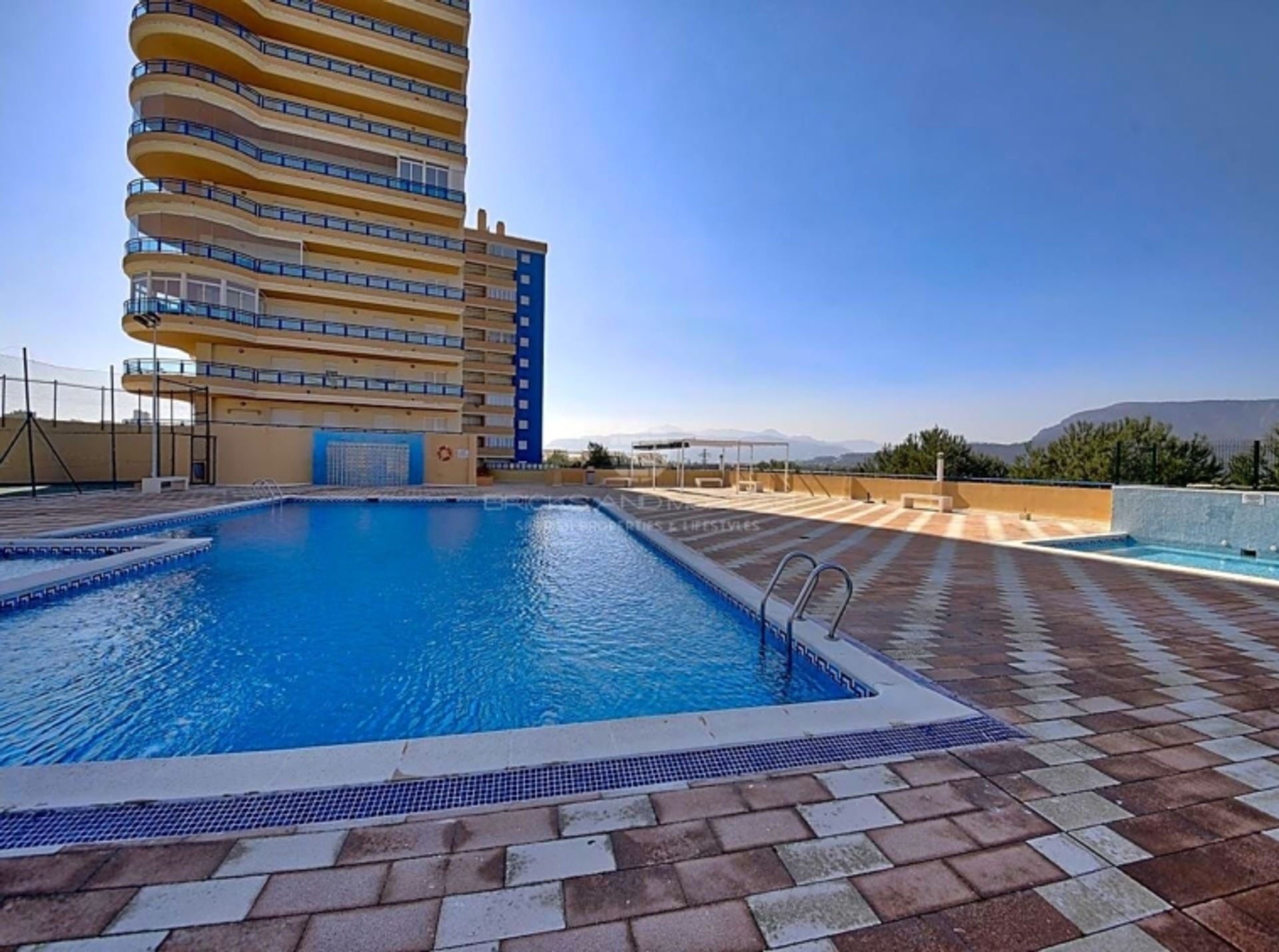 Condominio en Tabernes de Valldigna, Valencia 10061007