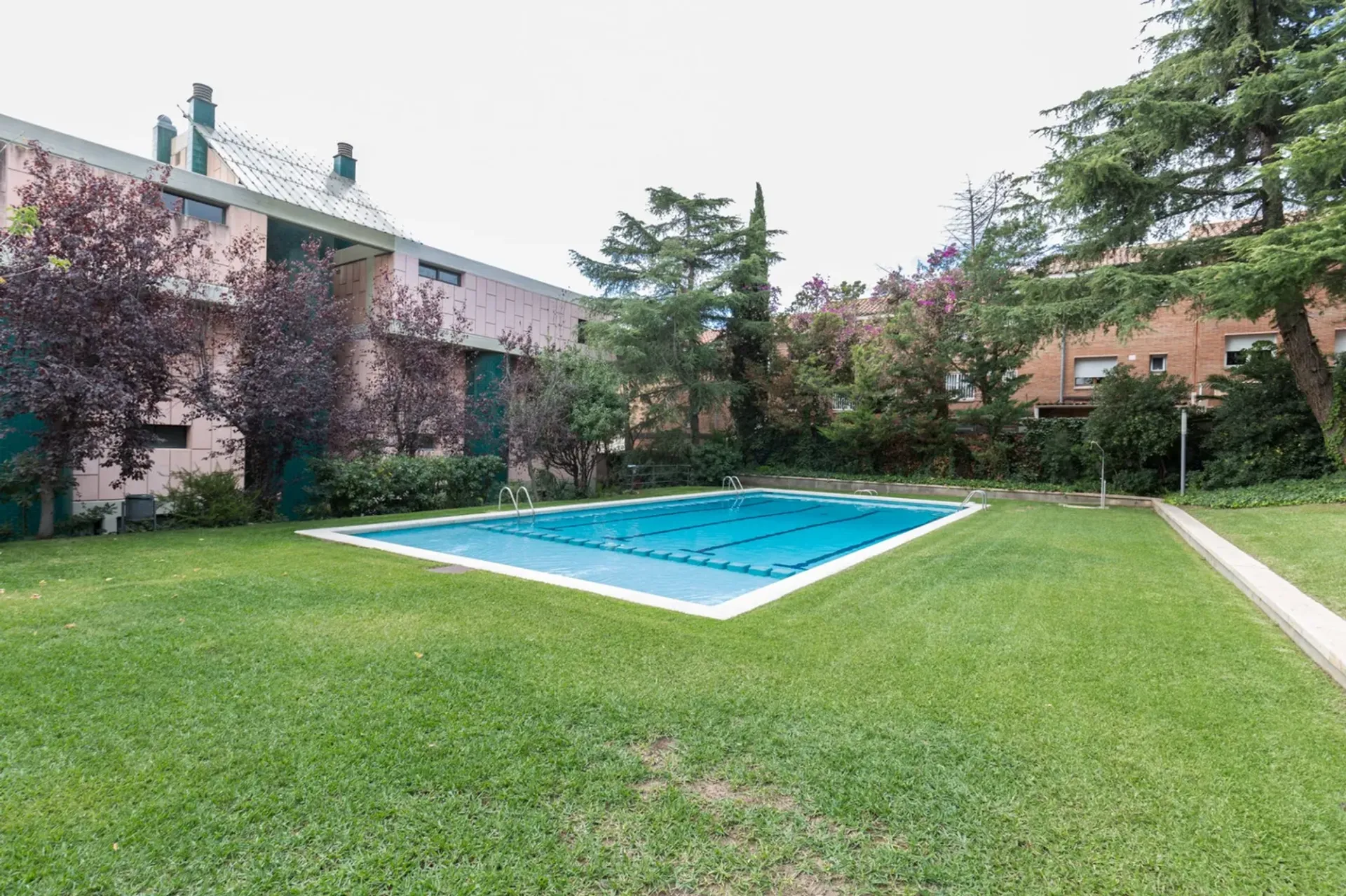 Condominio en Esplugues De Llobregat, Barcelona 10061700