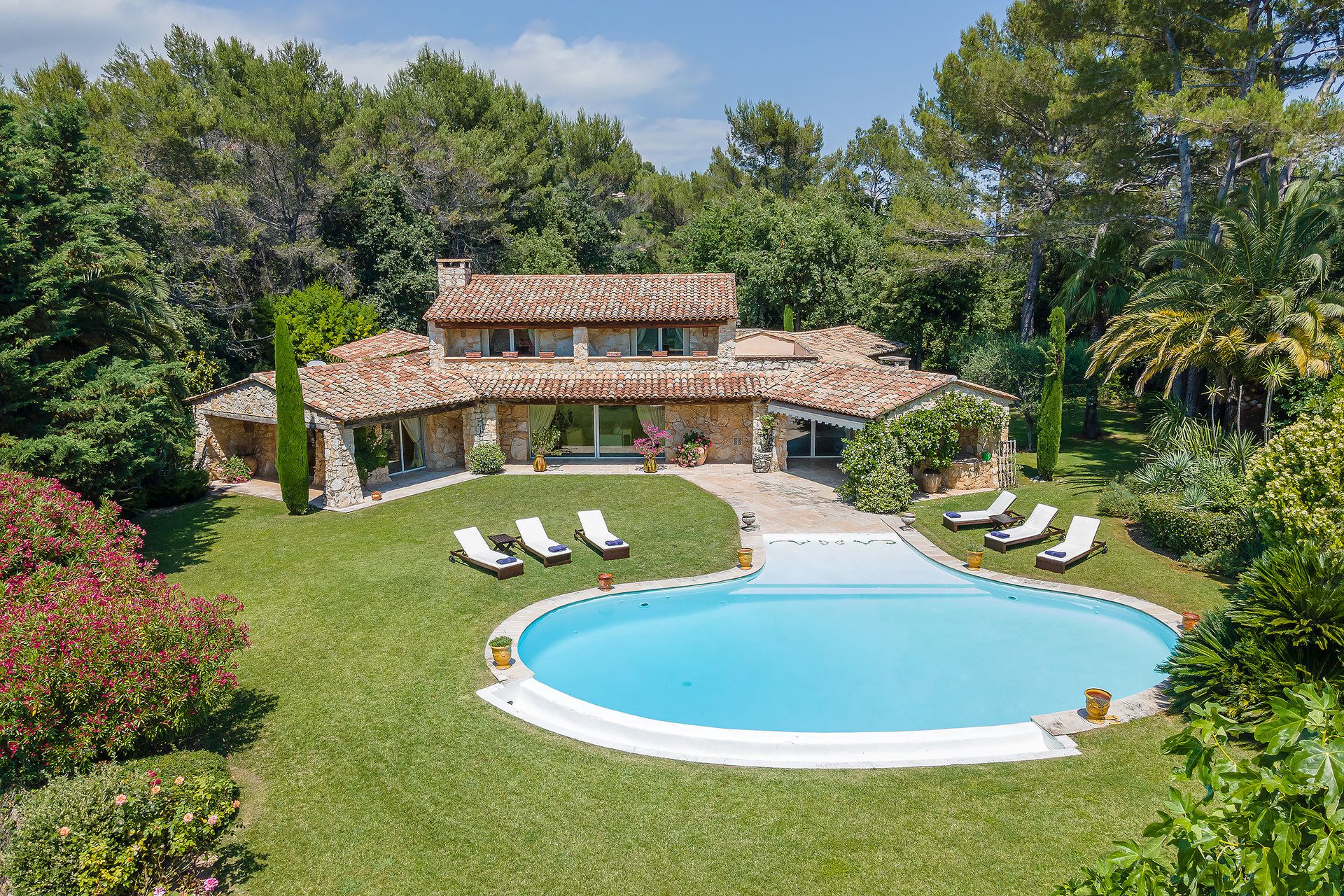 rumah dalam La Colle-Sur-Loup, Alpes-Maritimes 10061967