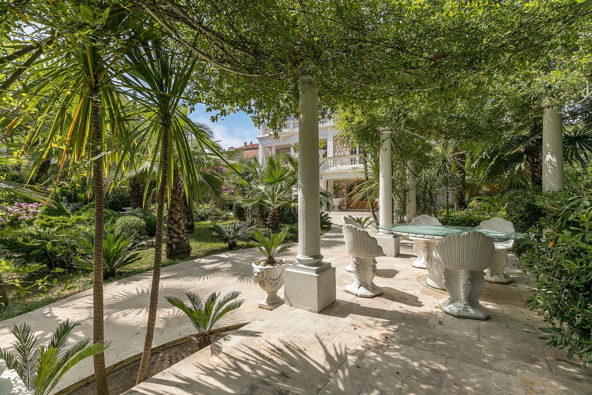 casa en Cagnes-sur-Mer, Provence-Alpes-Cote d'Azur 10061973