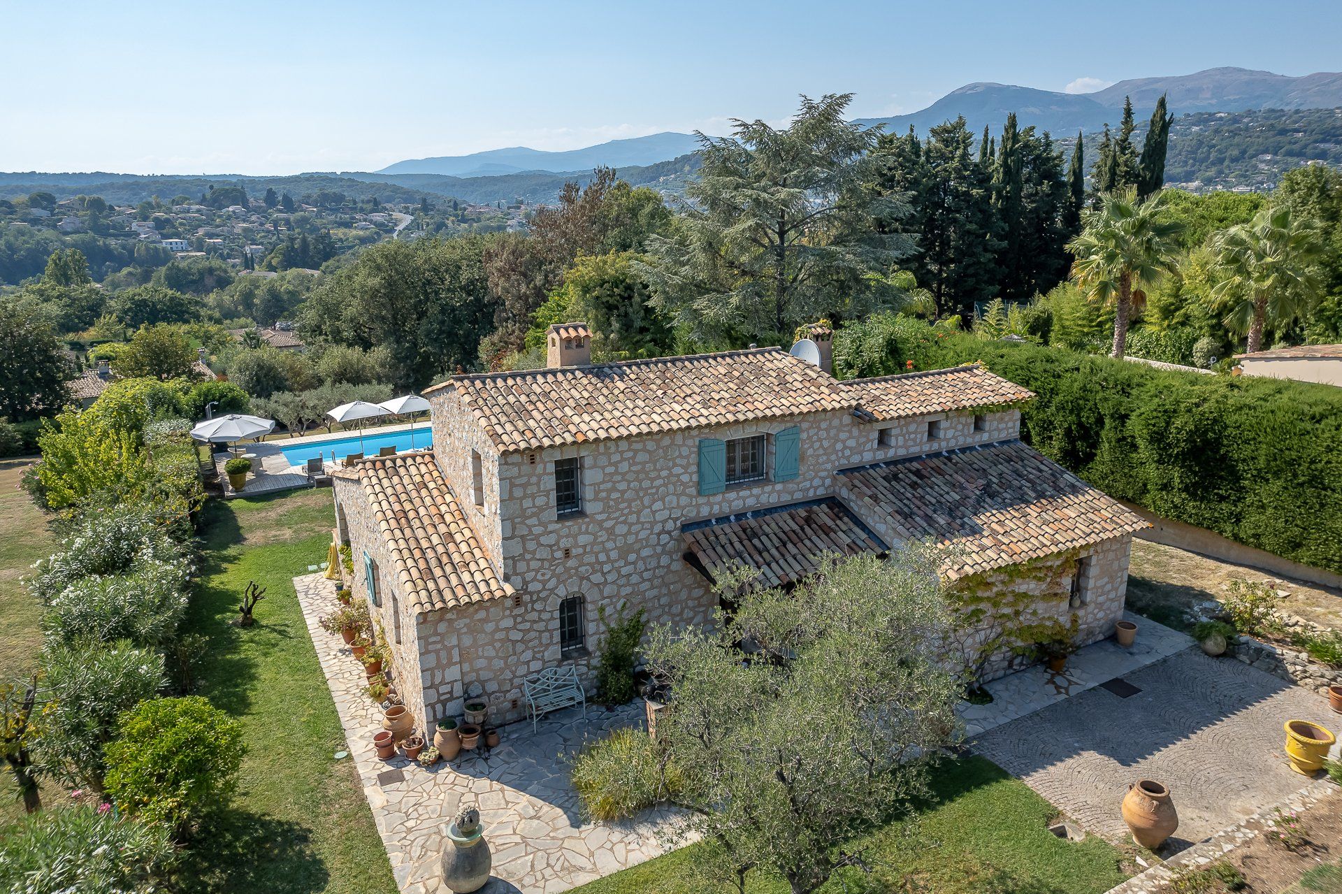 Rumah di Saint-Paul-De-Vence, Alpes-Maritimes 10062025