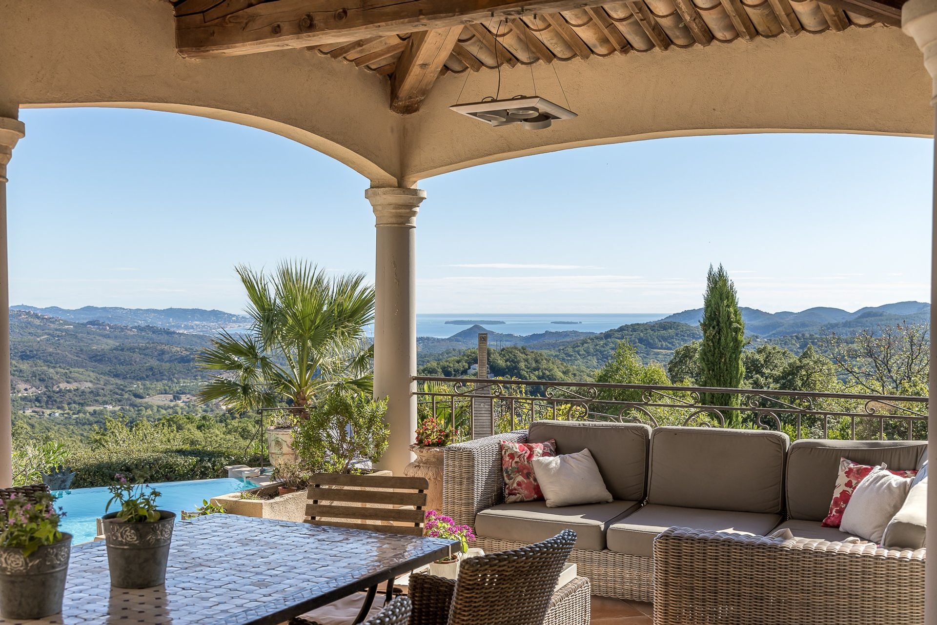 casa en Montauroux, Provence-Alpes-Cote d'Azur 10062188