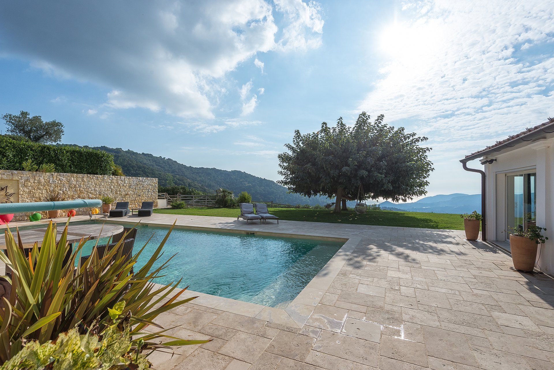 casa en Tanneron, Provence-Alpes-Cote d'Azur 10062212