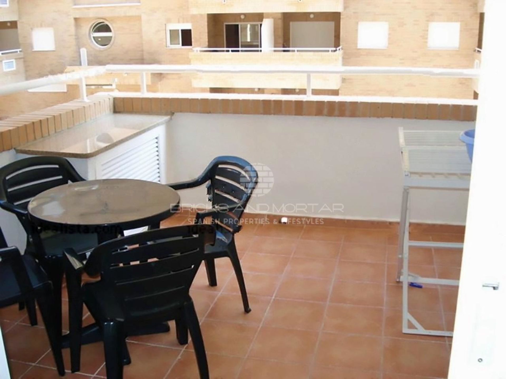 Condominium in Oropesa, Valencia 10062292