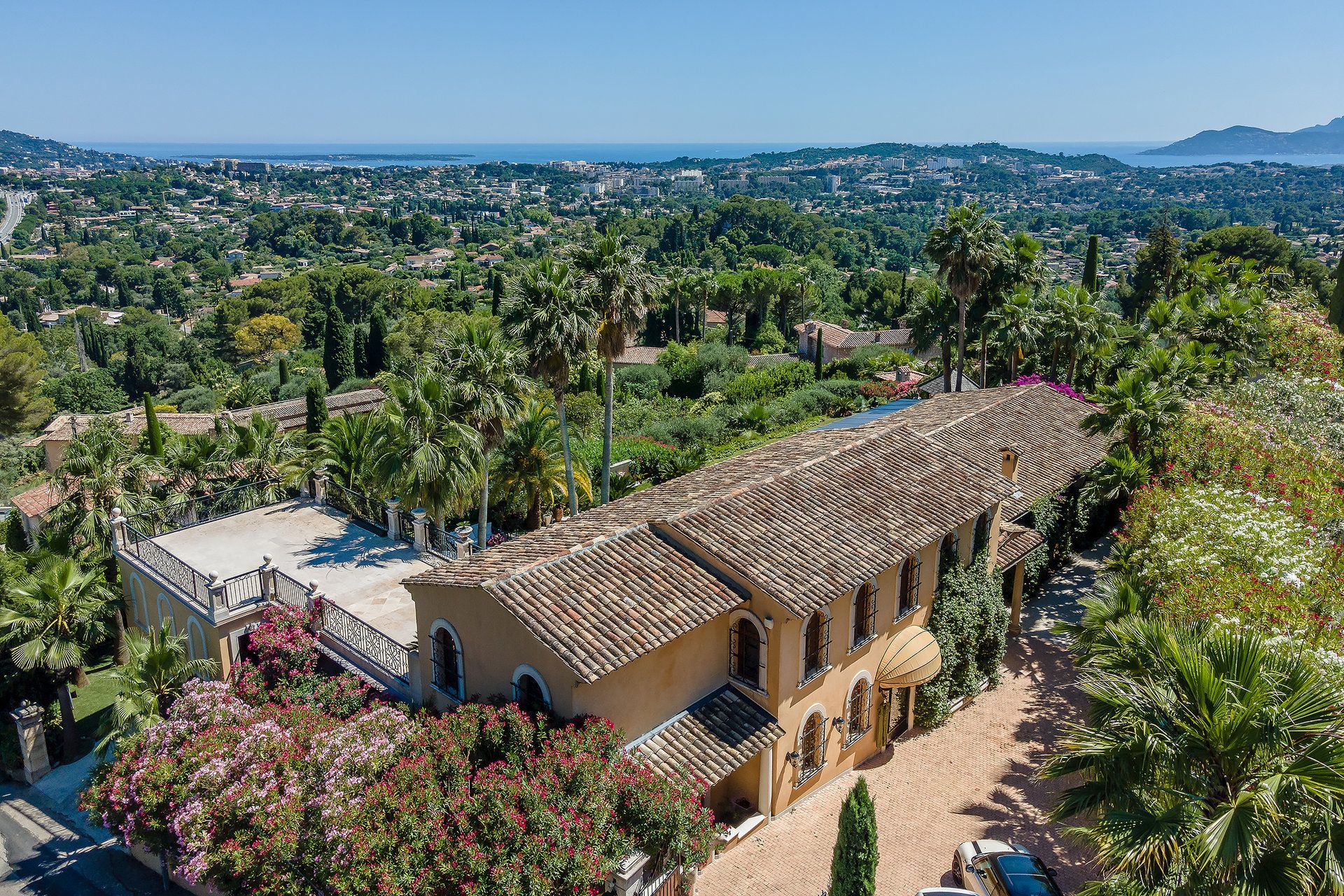 casa en Mougins, Provenza-Alpes-Costa Azul 10062648