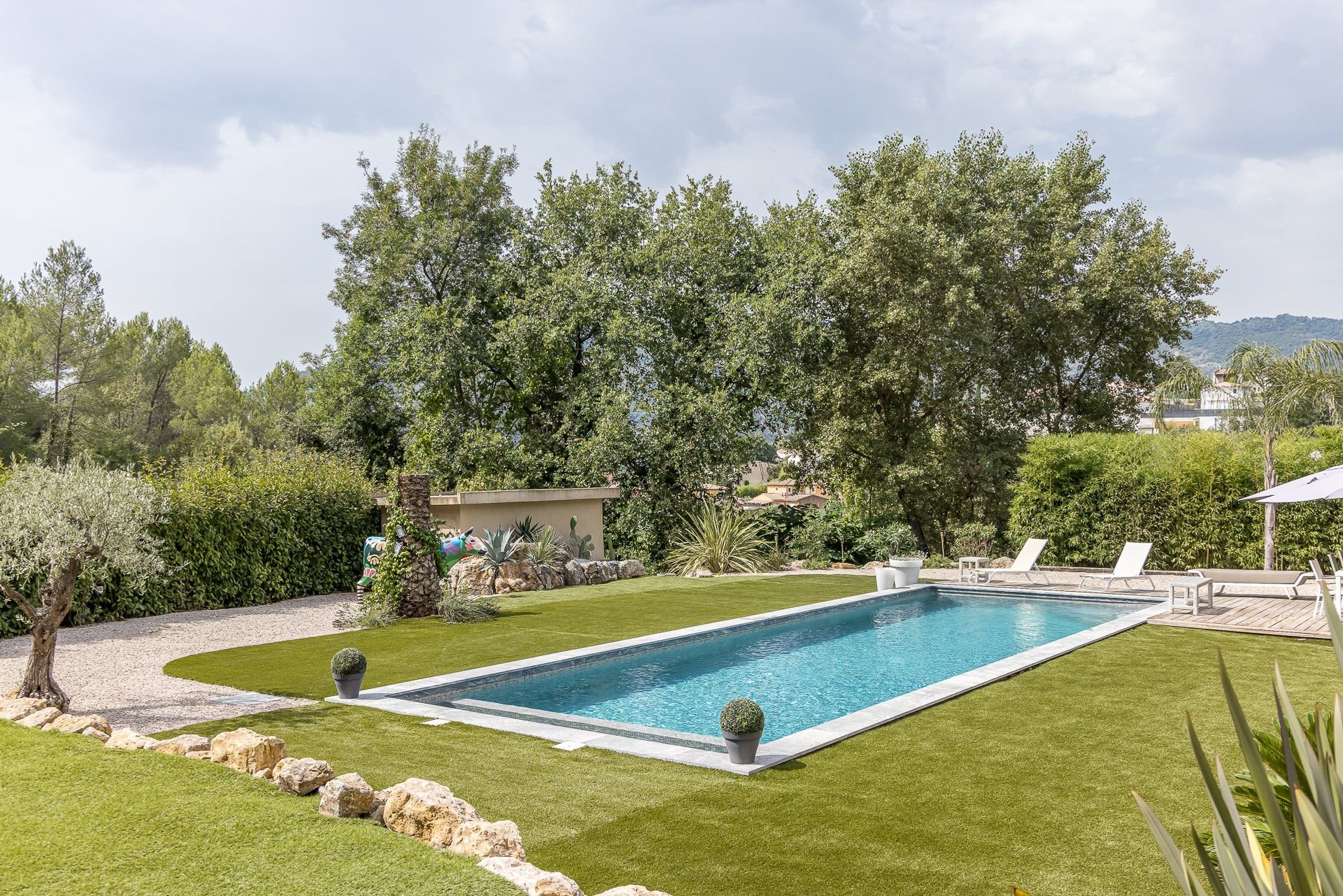 Talo sisään La Roquette-sur-Siagne, Provence-Alpes-Cote d'Azur 10062692