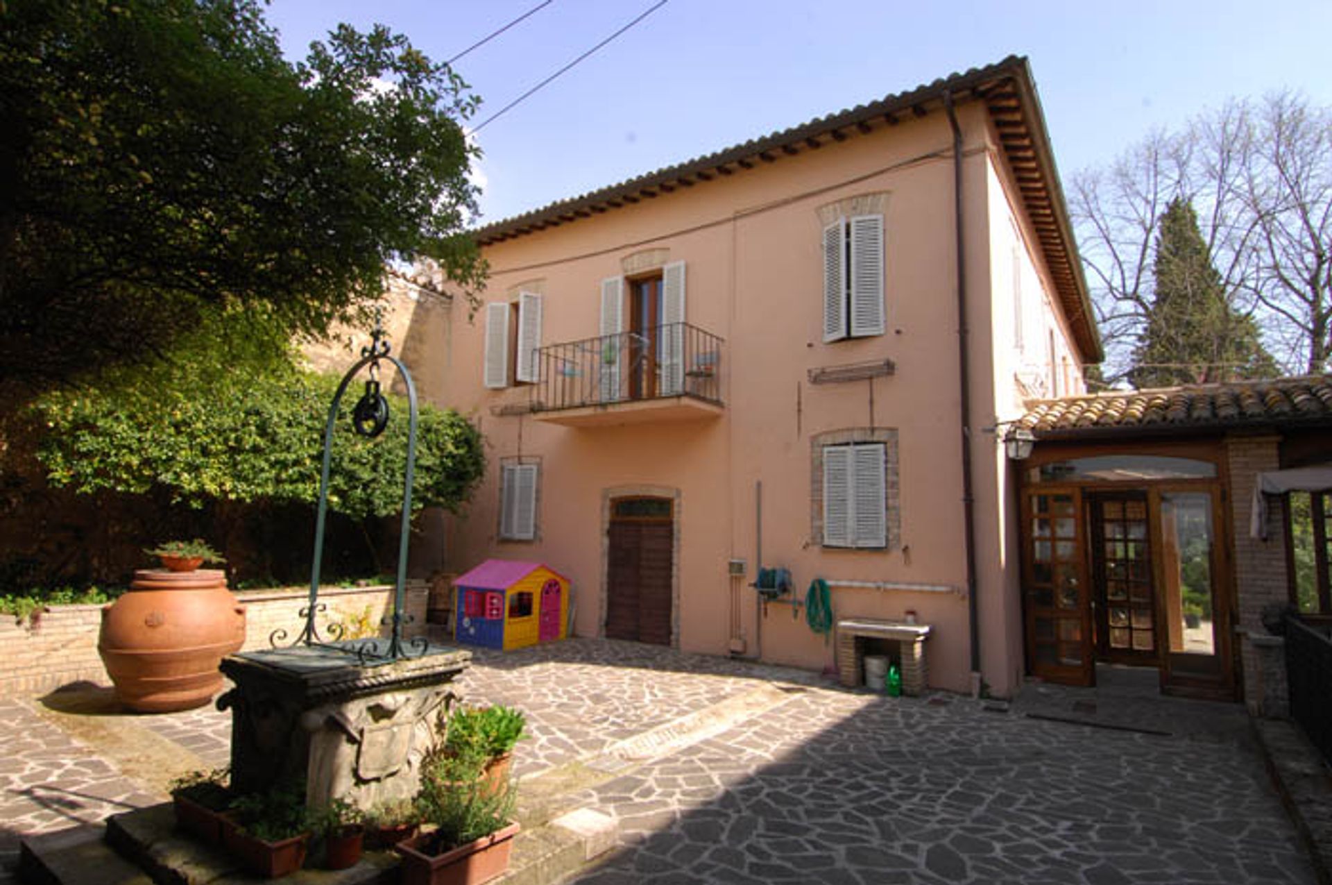 rumah dalam Spello, Perugia 10062777