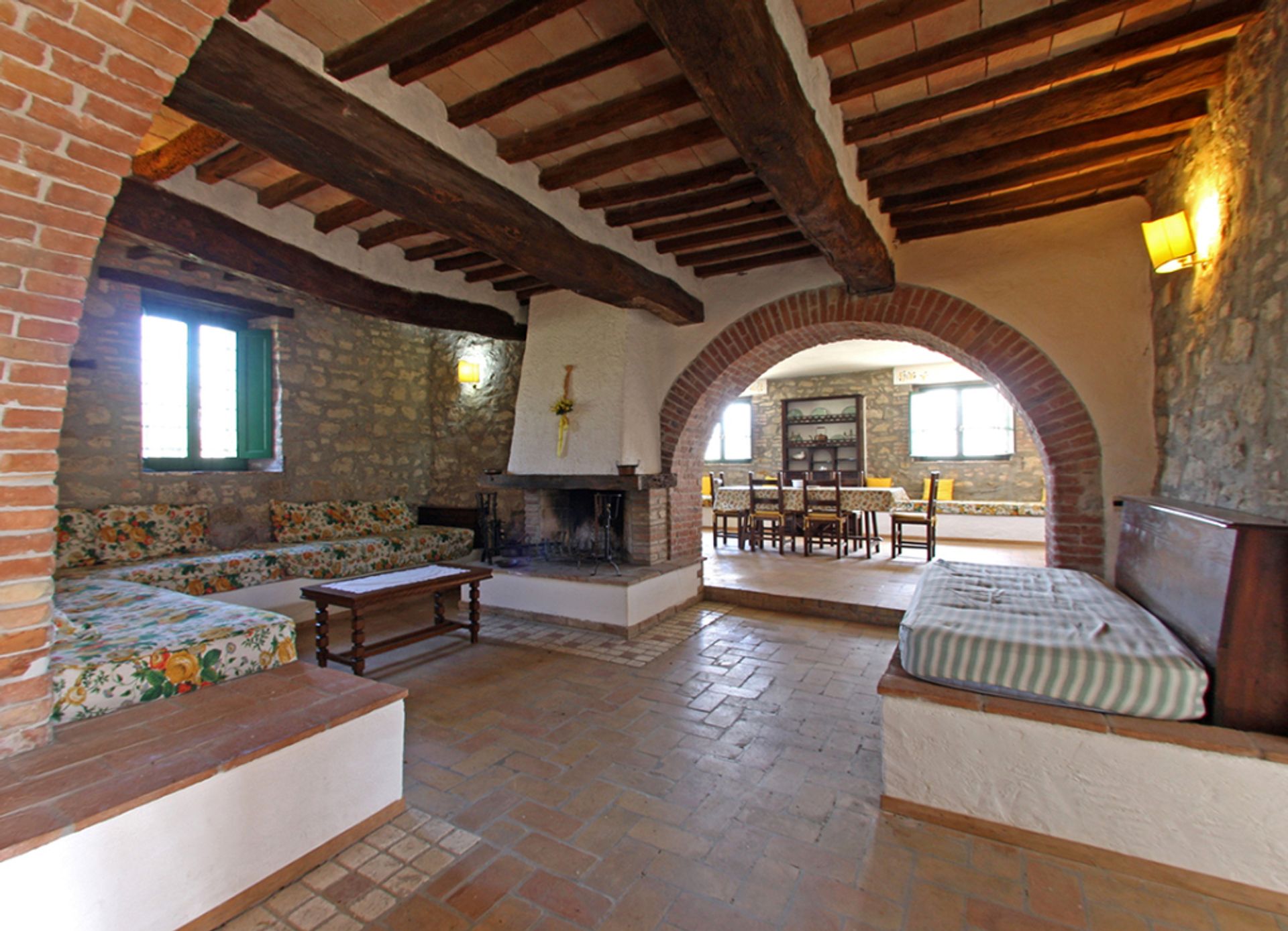 Rumah di Corciano, Perugia 10062854