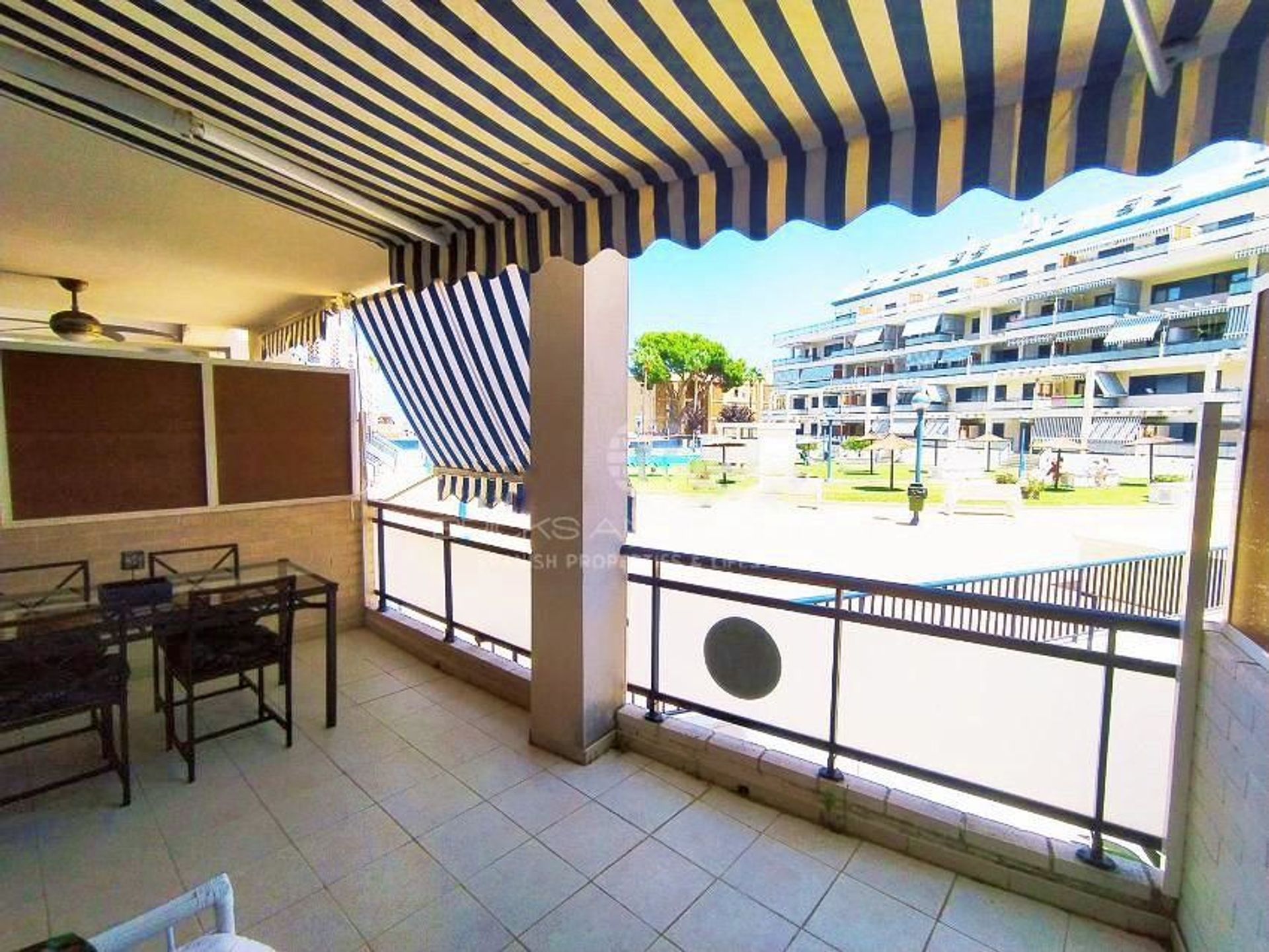 Condominium in Denia, Valencia 10062916