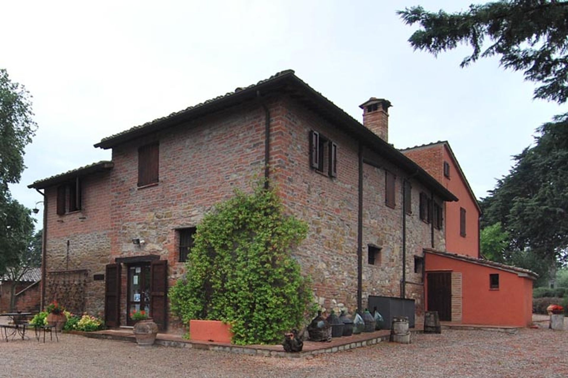 House in Pucciarelli, Umbria 10063042