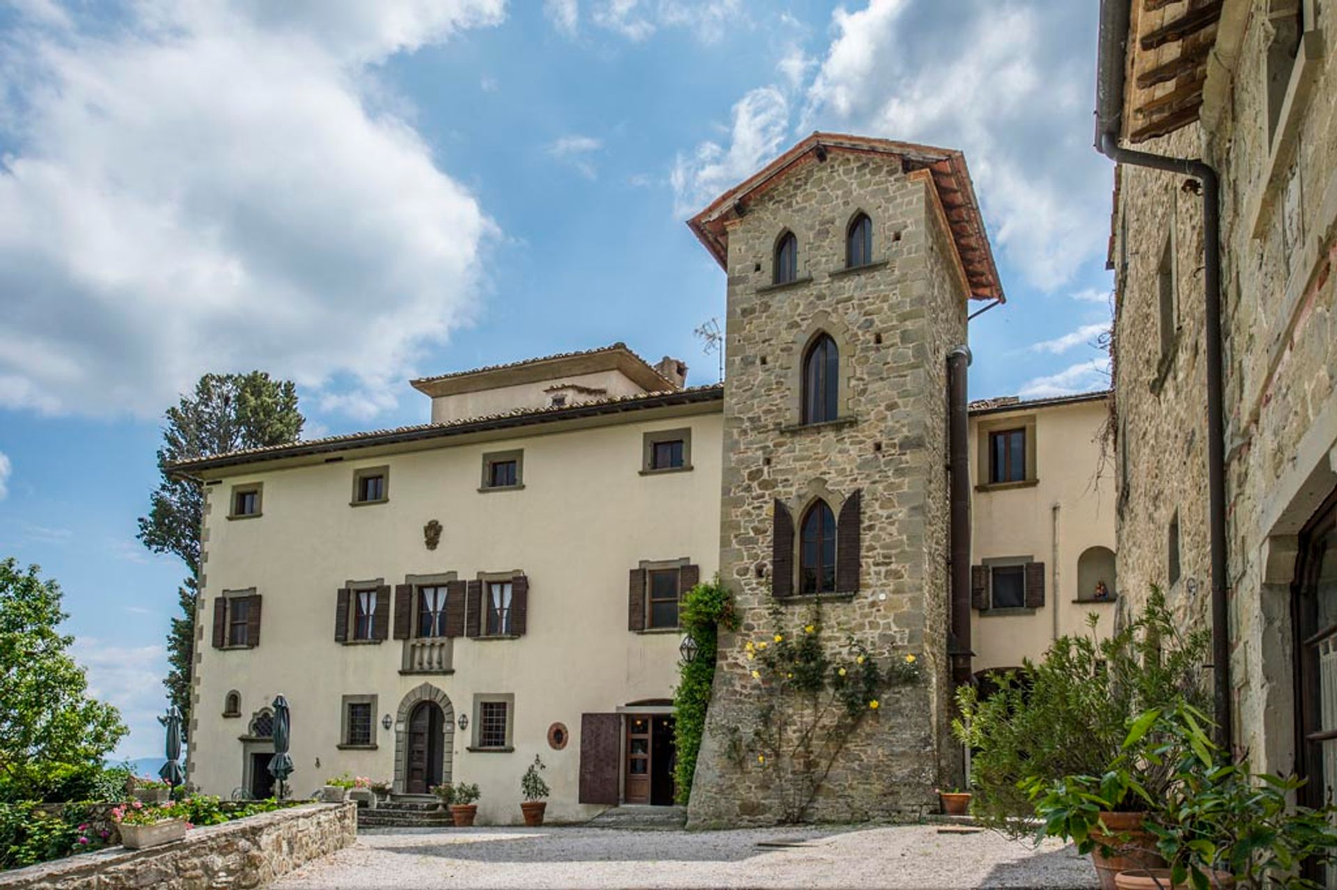 Rumah di Foiano della Chiana, Tuscany 10063111