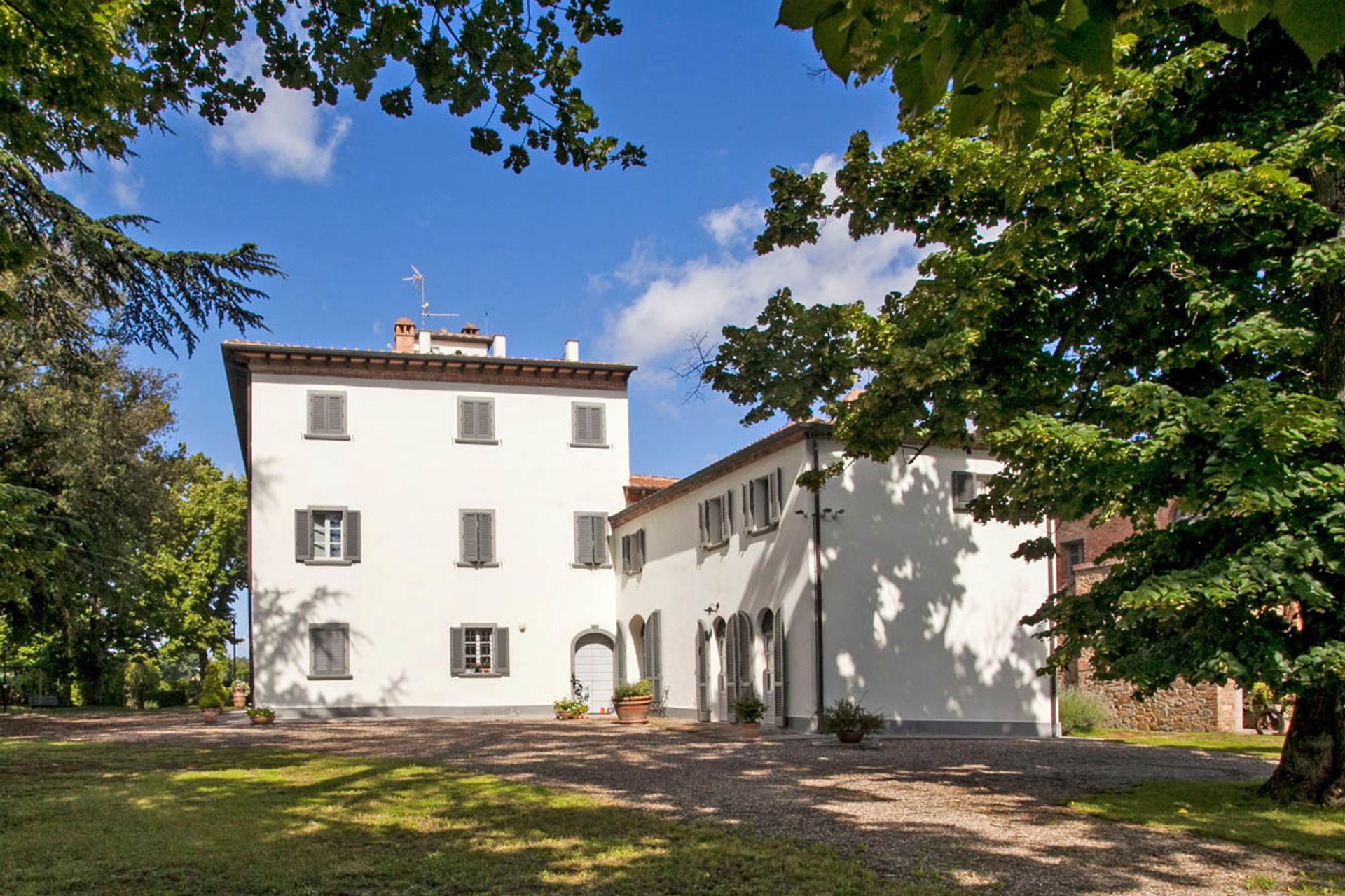 casa en Monte San Savino, Tuscany 10063131