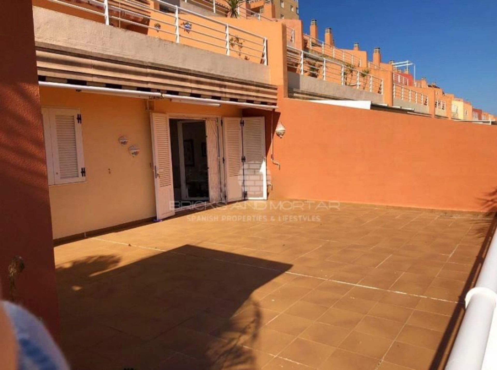 Condominium dans Tabernes de Valldigna, Valencia 10063142