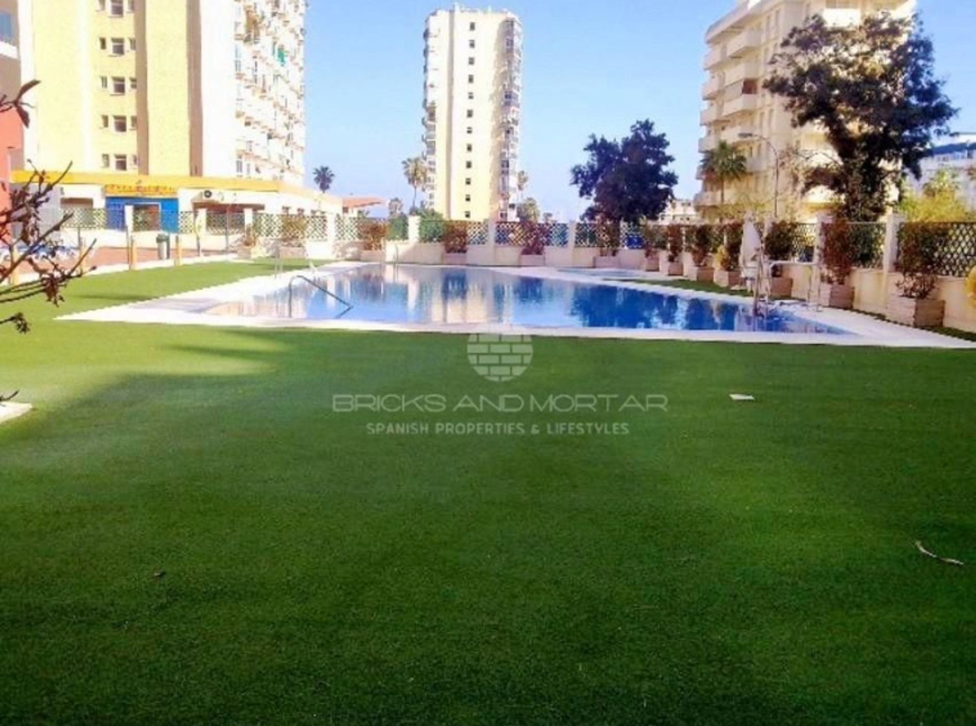 Condominio en Benalmádena, Andalucía 10063223