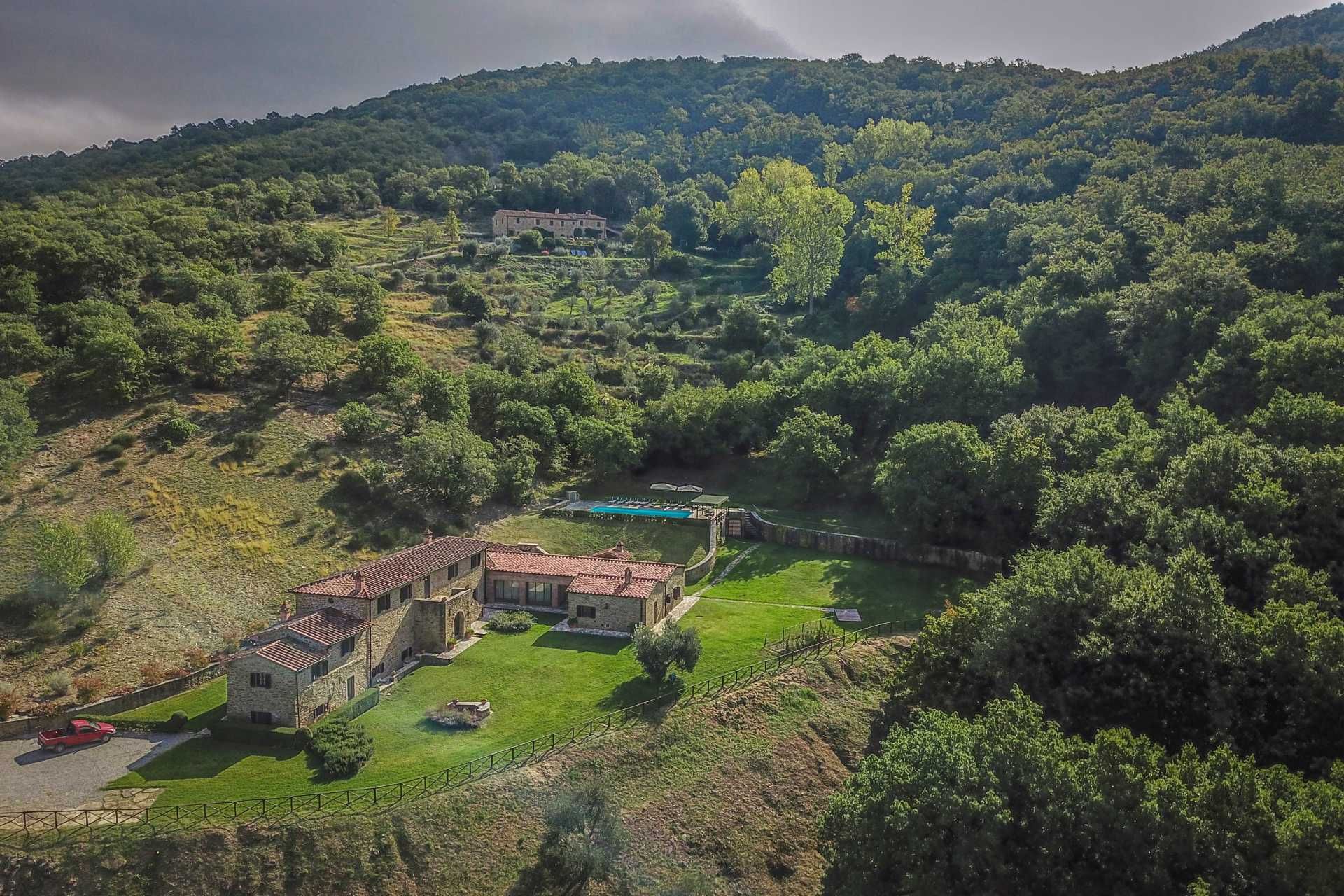 House in Cortona, Arezzo 10063309